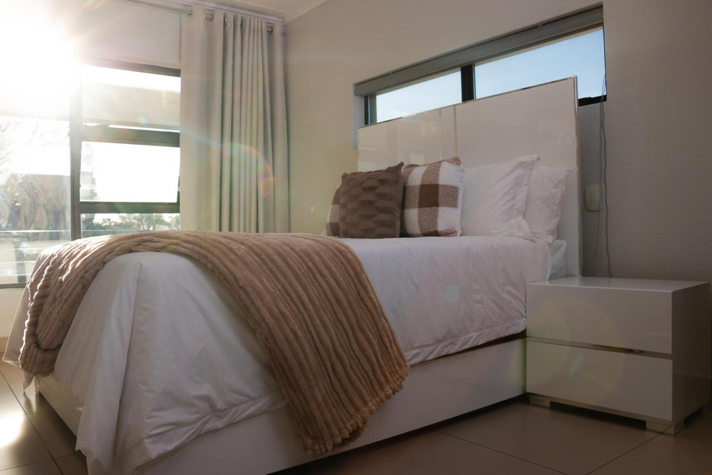 Modern Luxury Apartments, Sandton
