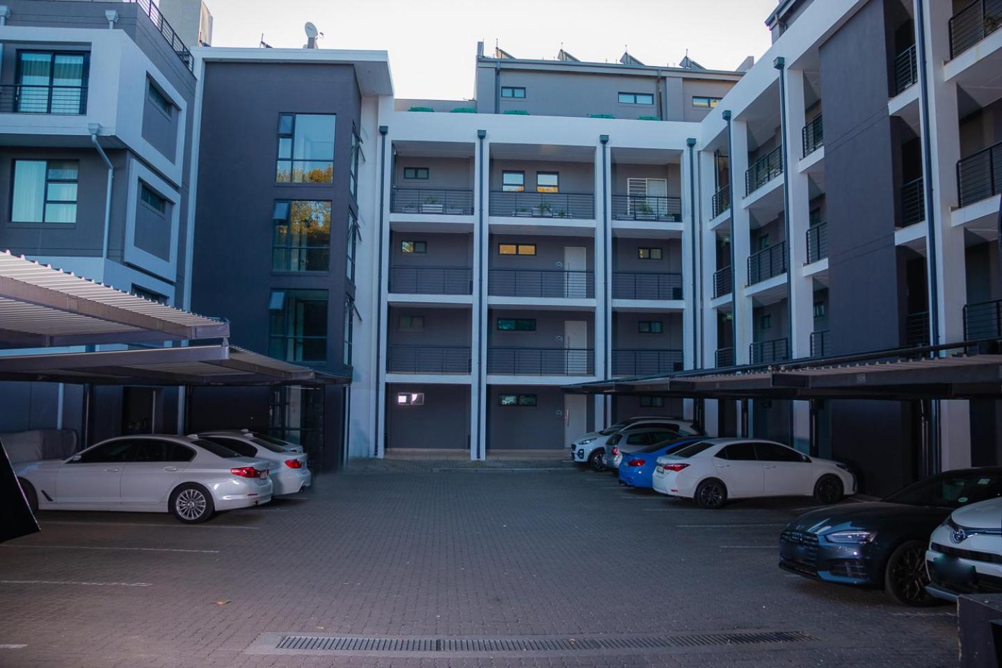 Modern Luxury Apartments, Sandton