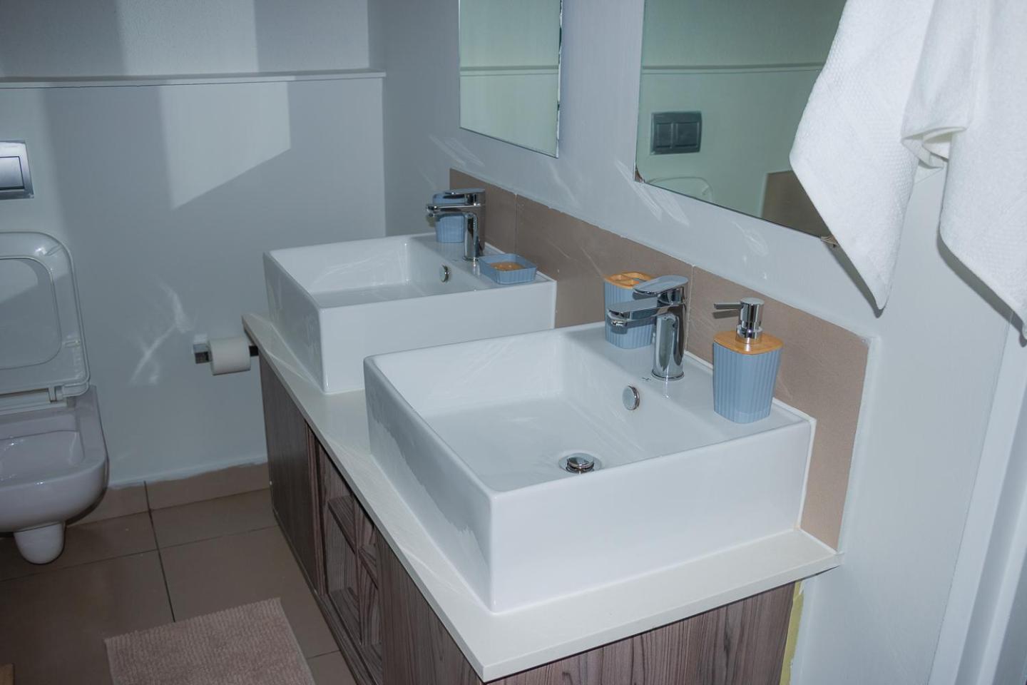 Modern Luxury Apartments, Sandton
