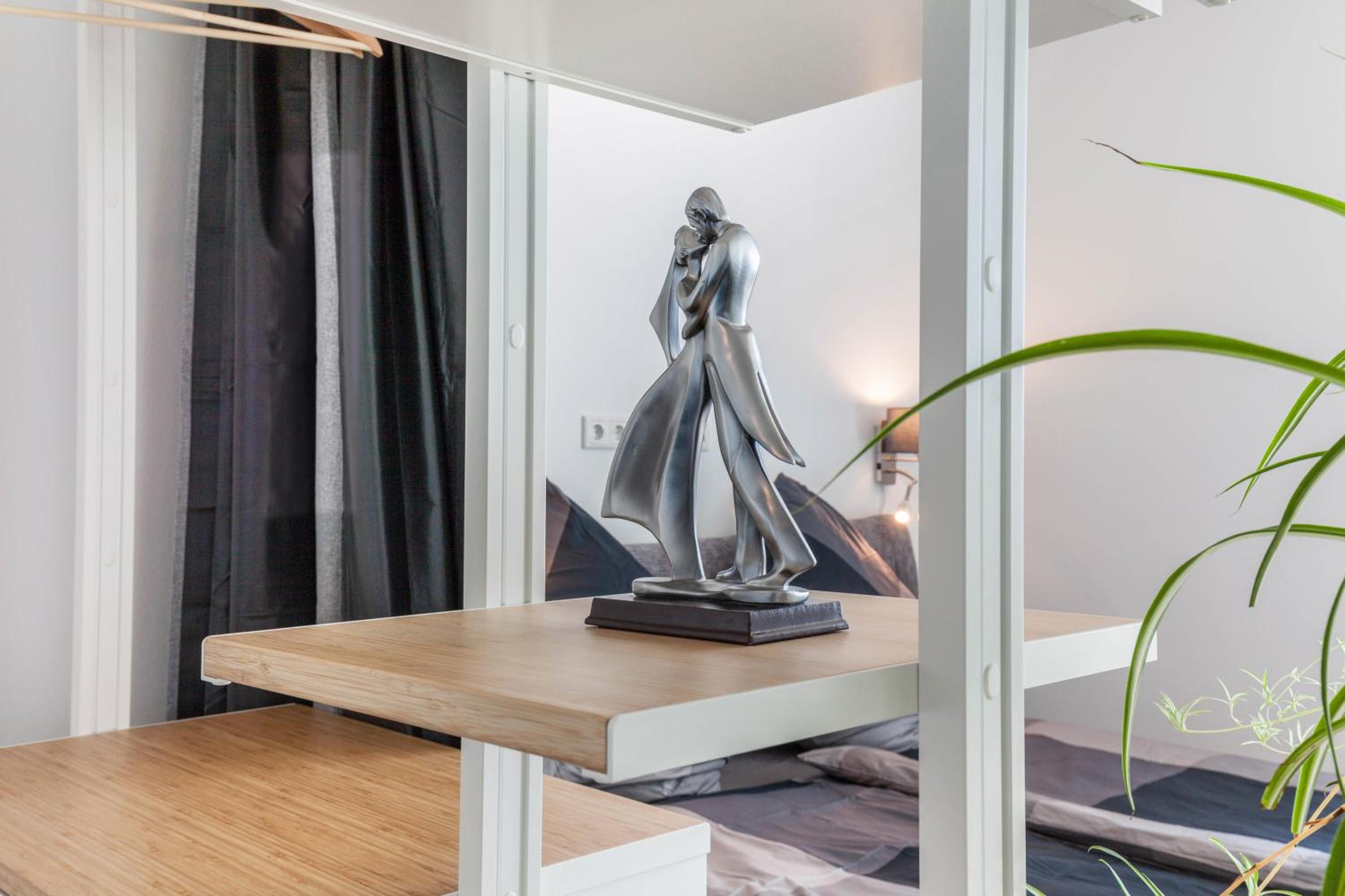 Modern, Cityview, Penthouse Yiwoo