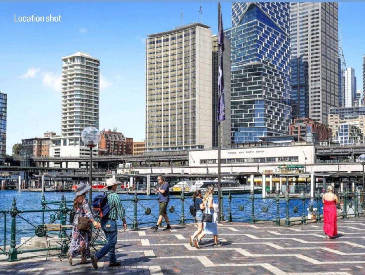 Spectacular Apartment with Harbour Bridge Views