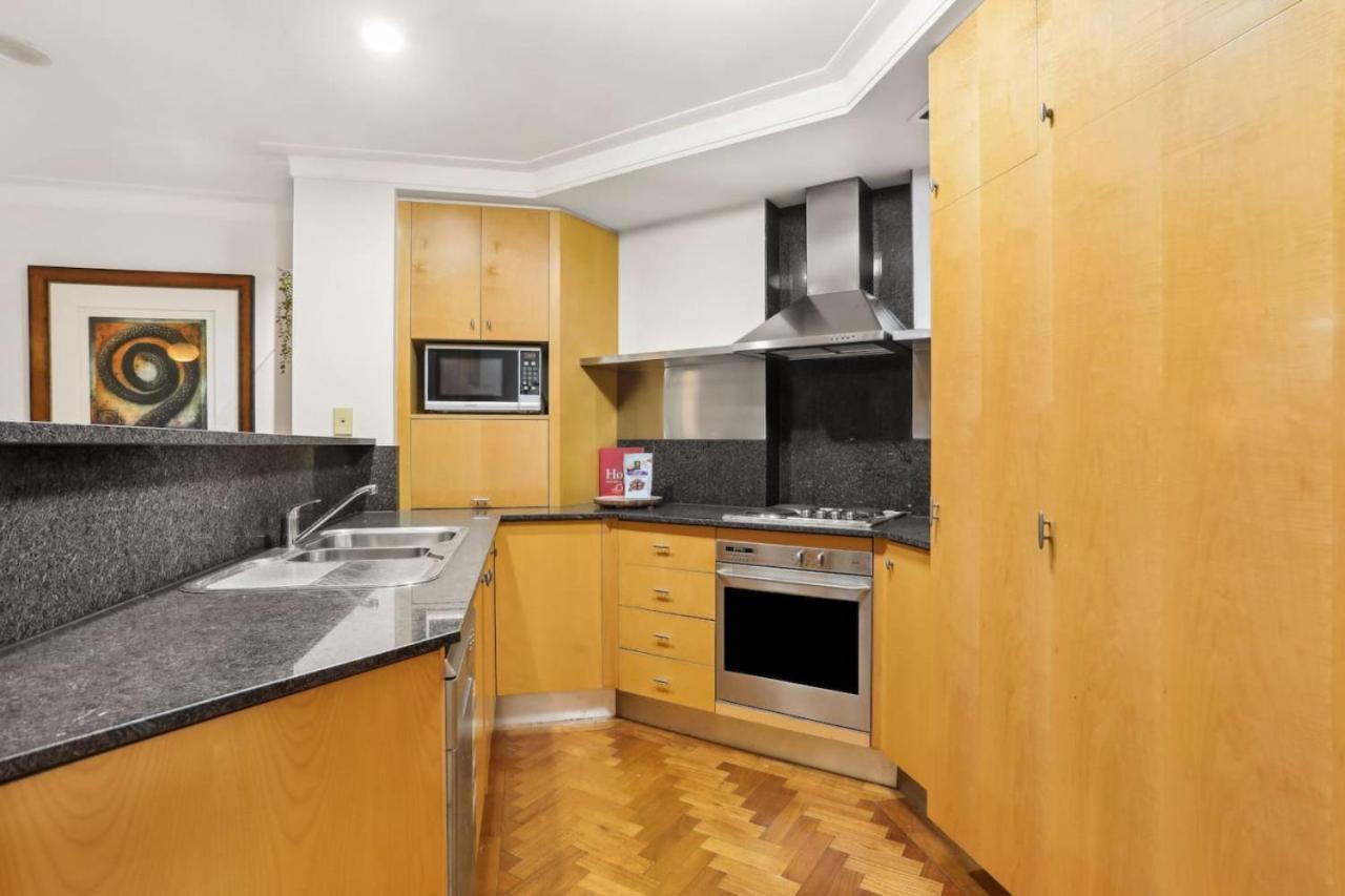 Luxurious Apartment only 250m Walk To Opera House