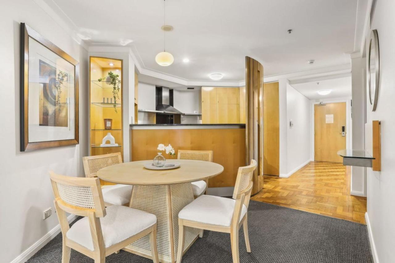 Luxurious Apartment only 250m Walk To Opera House