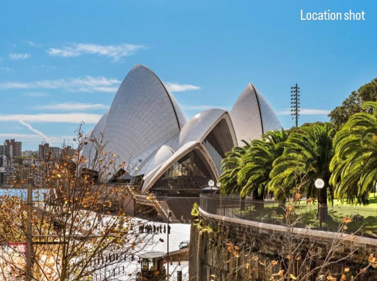 Luxurious Apartment only 250m Walk To Opera House