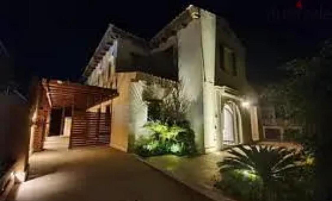 Marina Vila