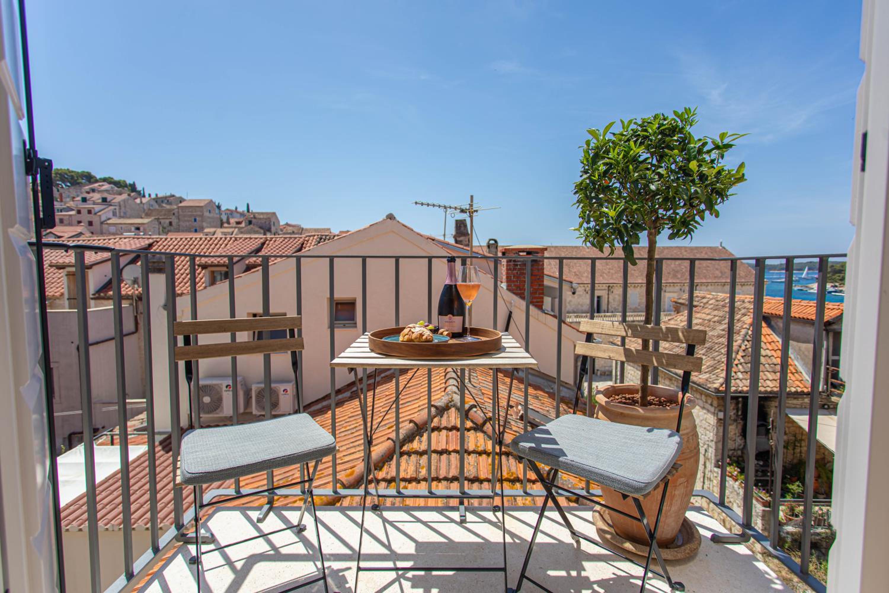 Villa Porta Maestra view 3