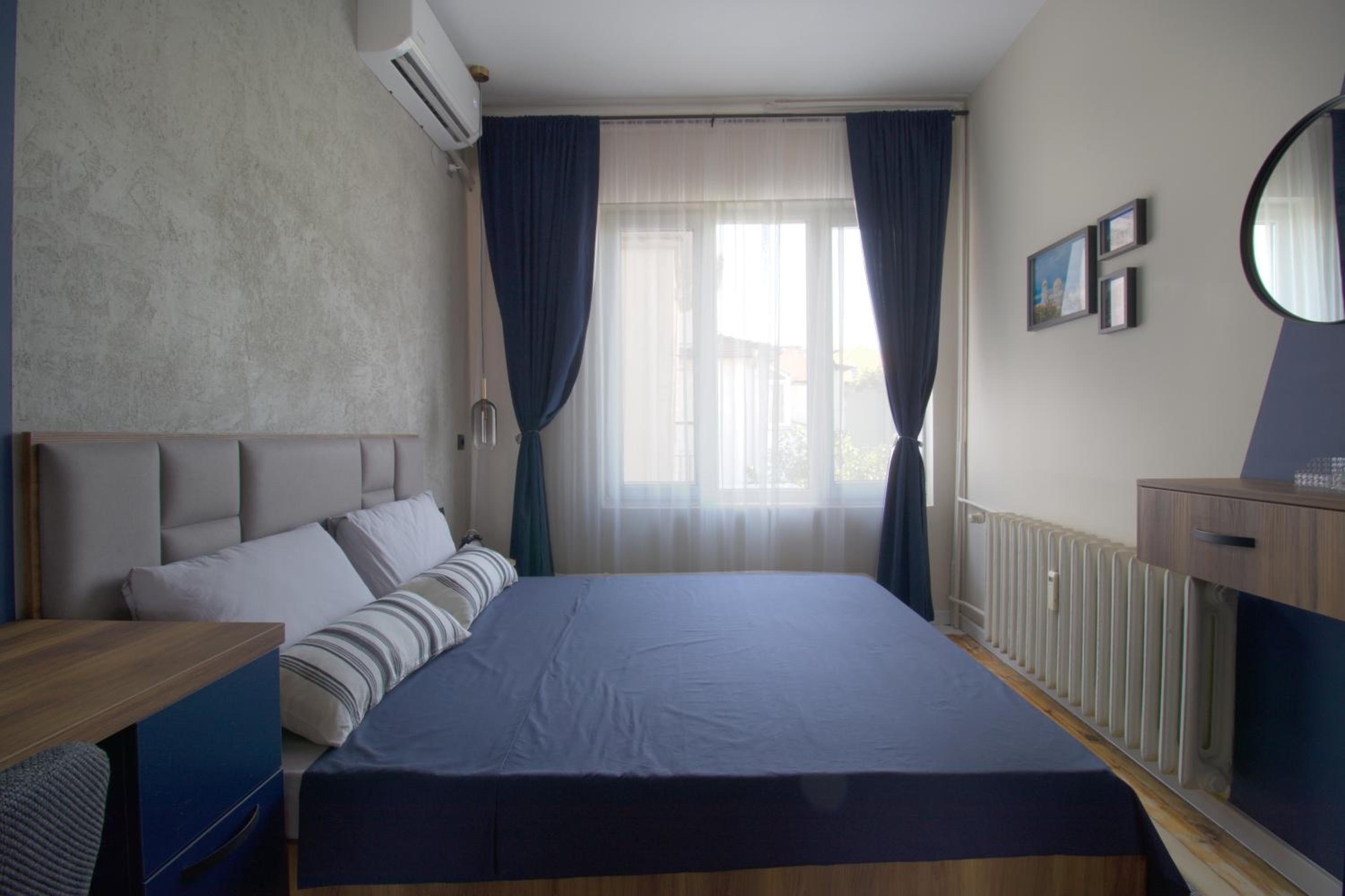 NEW The Blue Heart Of Sofia Center