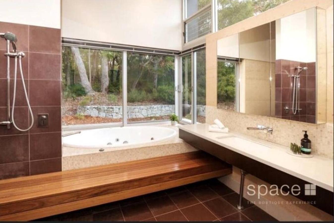 Selador- Couples Bush Retreat- Close To Beach & Town