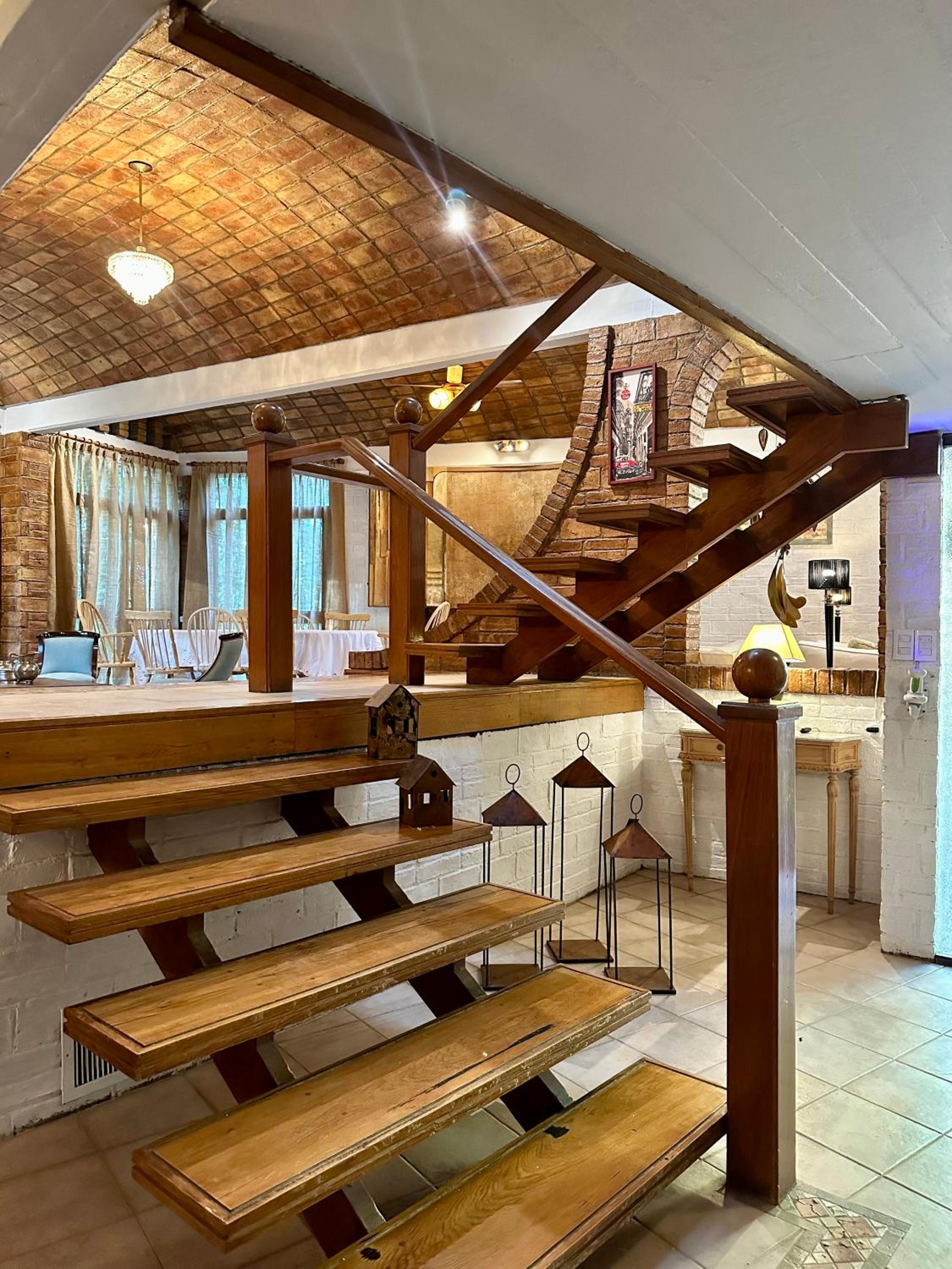 5 JOTAS DARRAGUEIRA Guest House & Loft
