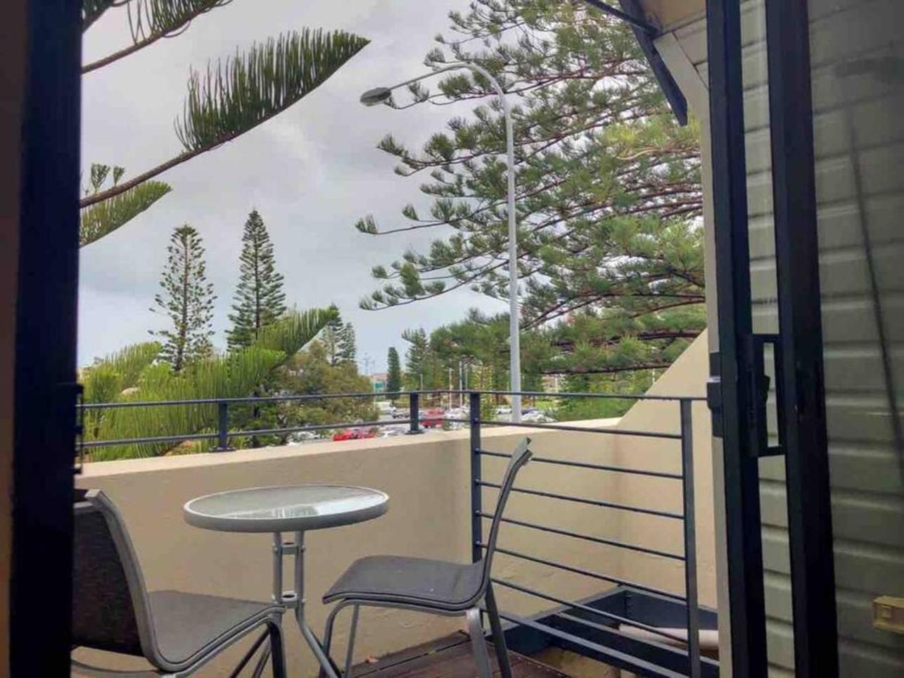 Esplanade Views Heart of Freo Family Stay