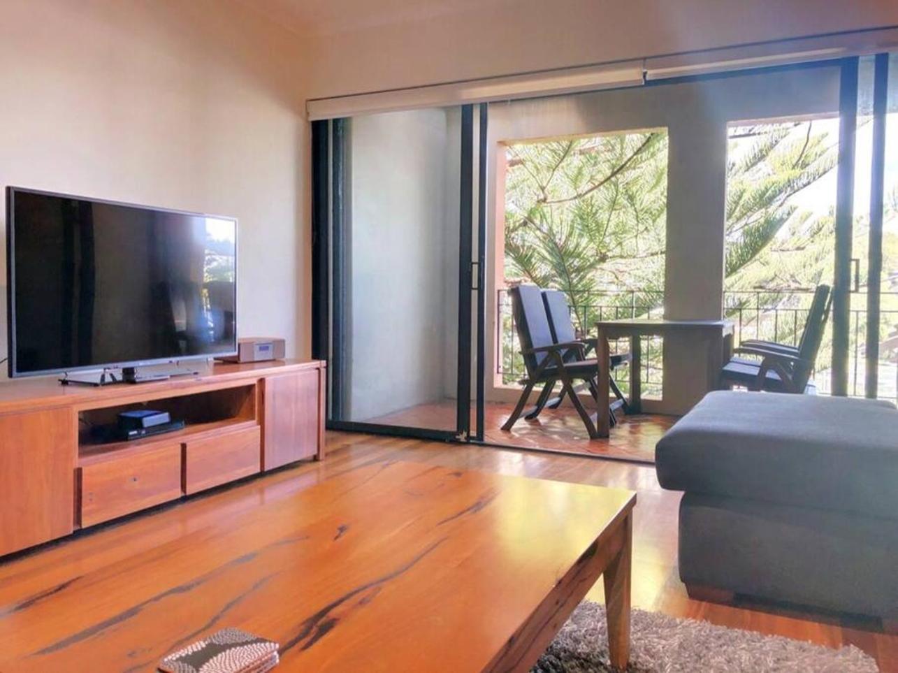 Esplanade Views Heart of Freo Family Stay