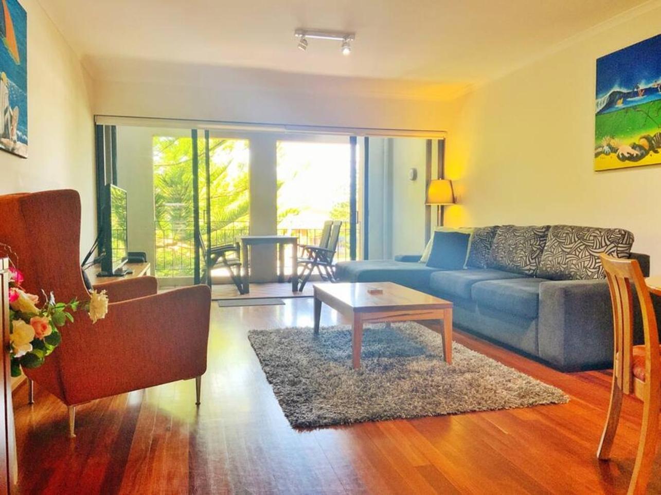 Esplanade Views Heart of Freo Family Stay