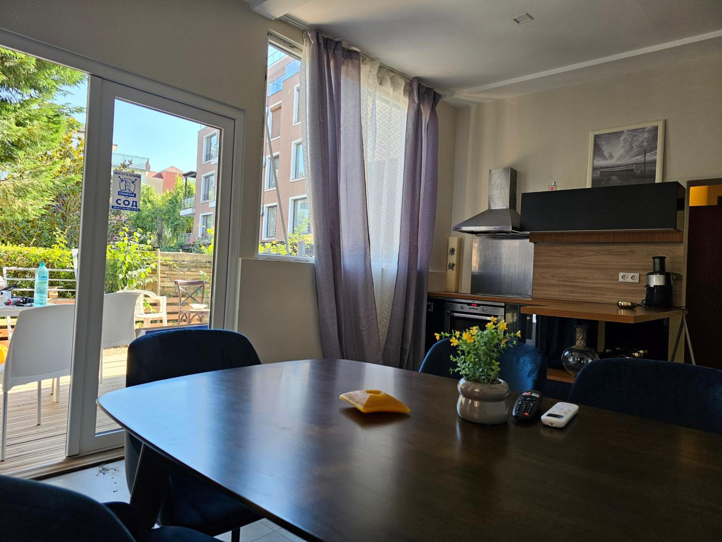 Kiara Apartments
