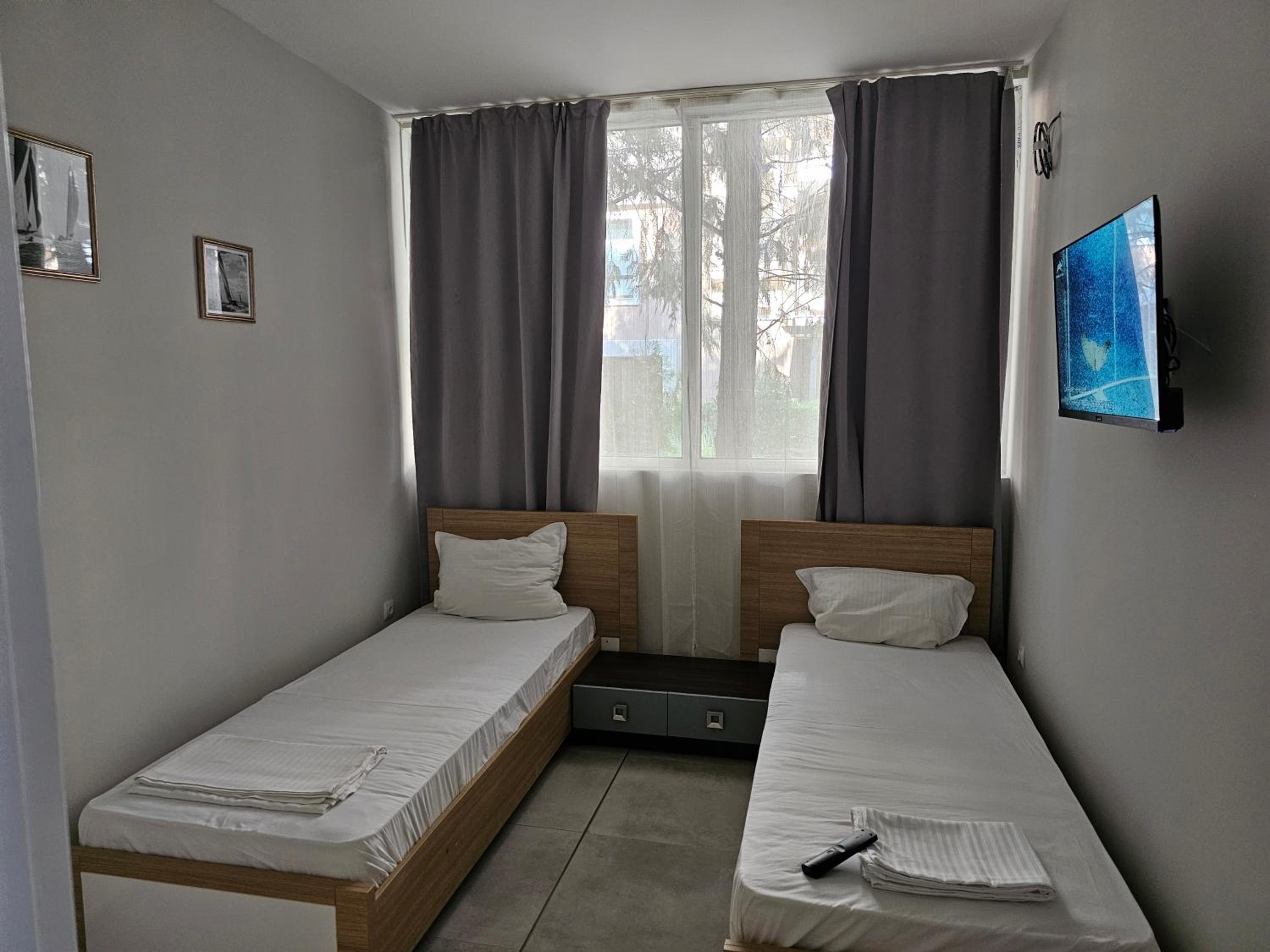 Kiara Apartments