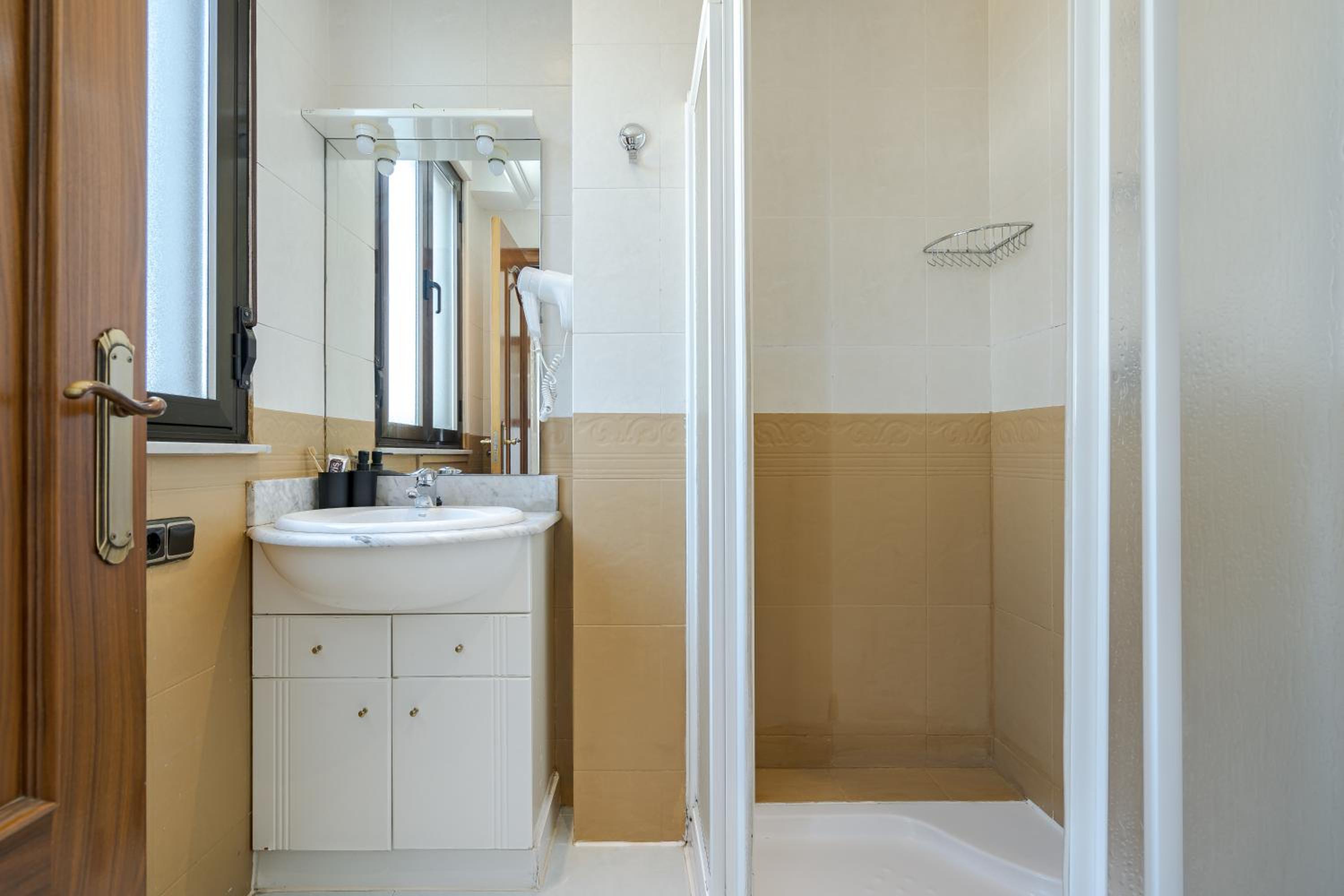 Salamanca Vacations - Hotel Eurowest - Property Image 2