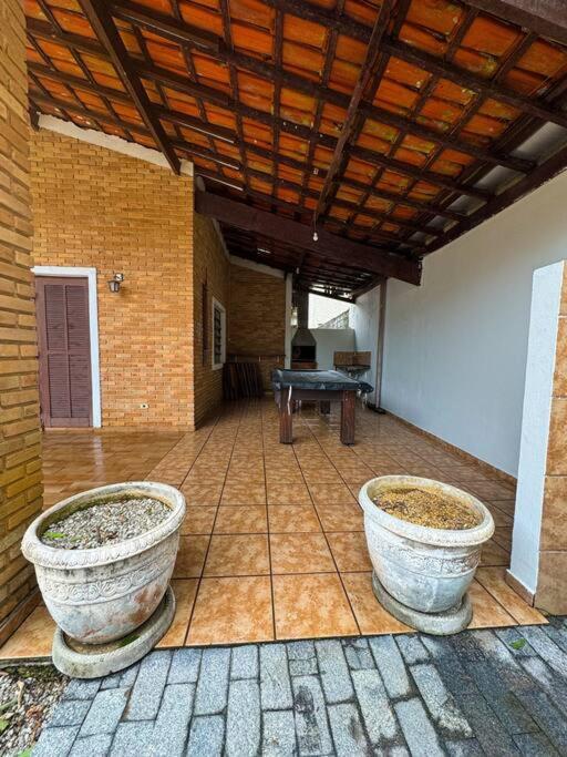Casa Neves, ampla, próxima a Praia Grande