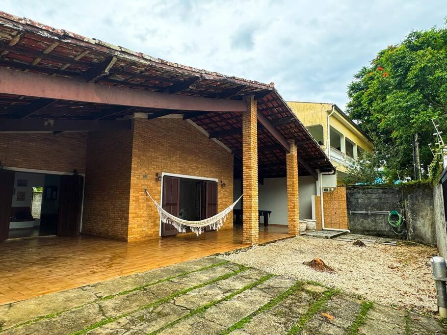 Casa Neves, ampla, próxima a Praia Grande