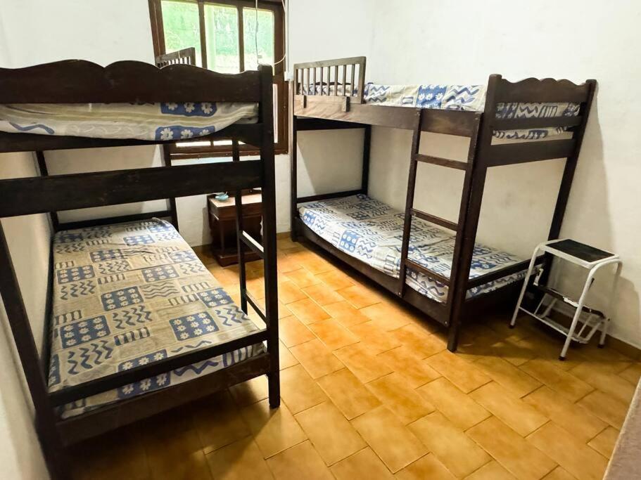 Casa Neves, ampla, próxima a Praia Grande
