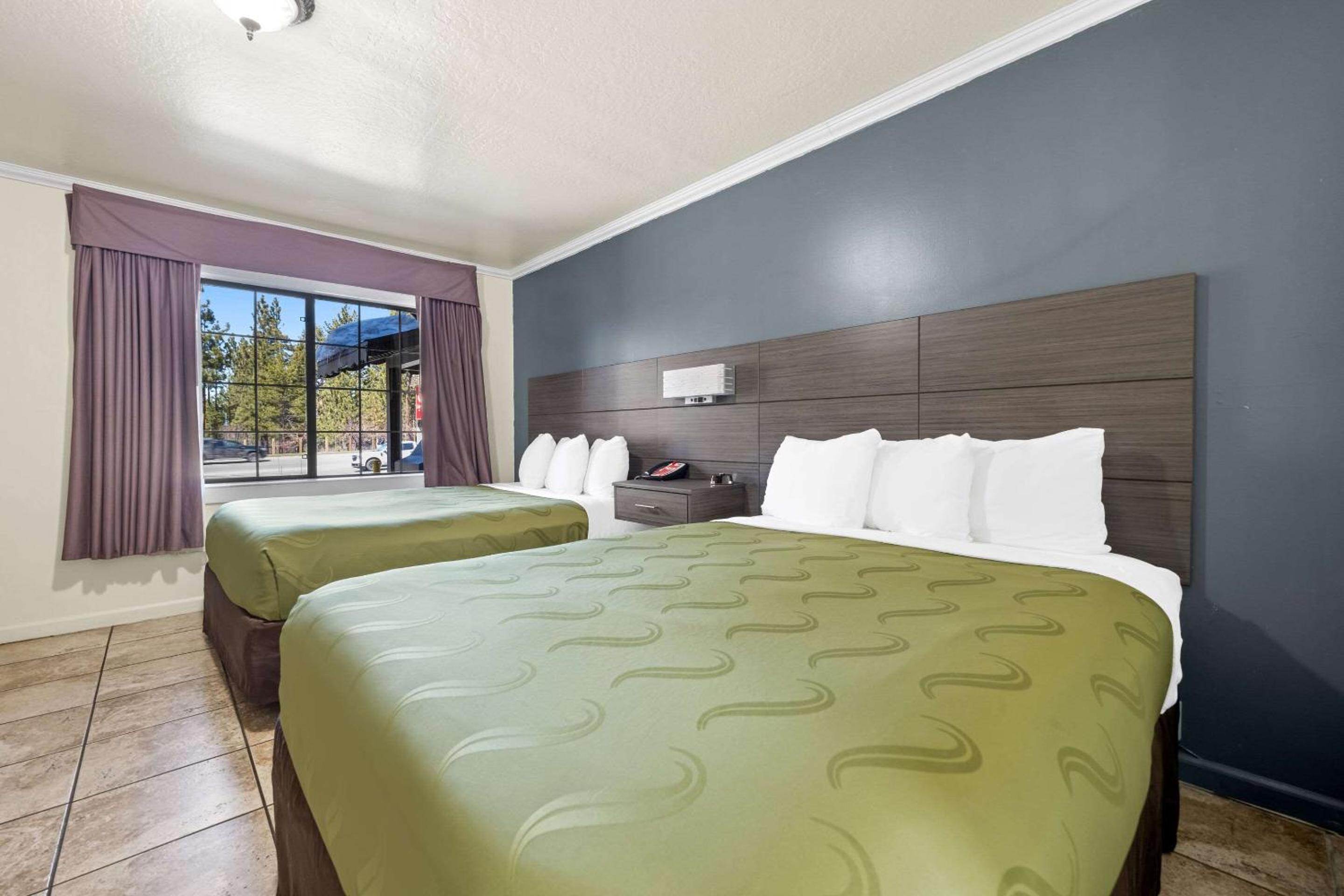 Lake Tahoe Vacations - Econo Lodge Inn Suites Heavenly Village Area - Property Image 54