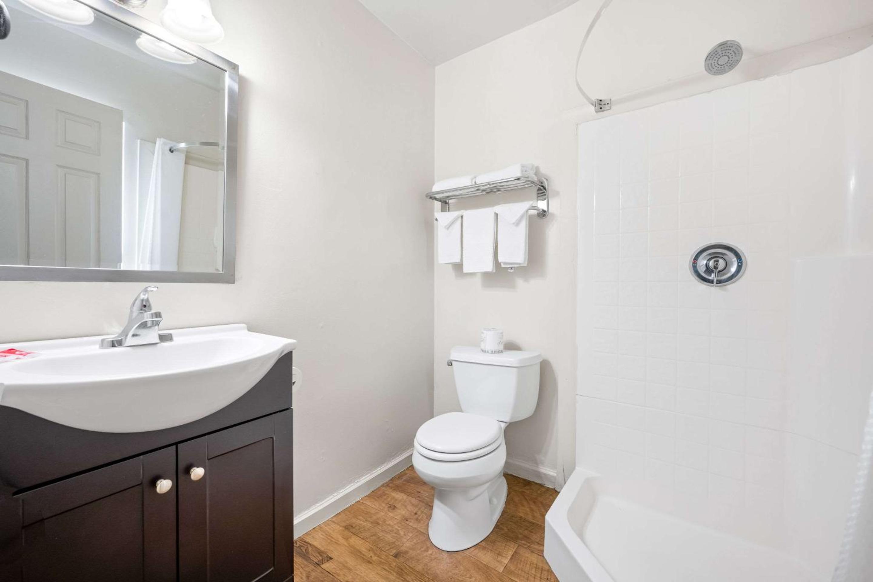 Lake Tahoe Vacations - Econo Lodge Inn Suites Heavenly Village Area - Property Image 56
