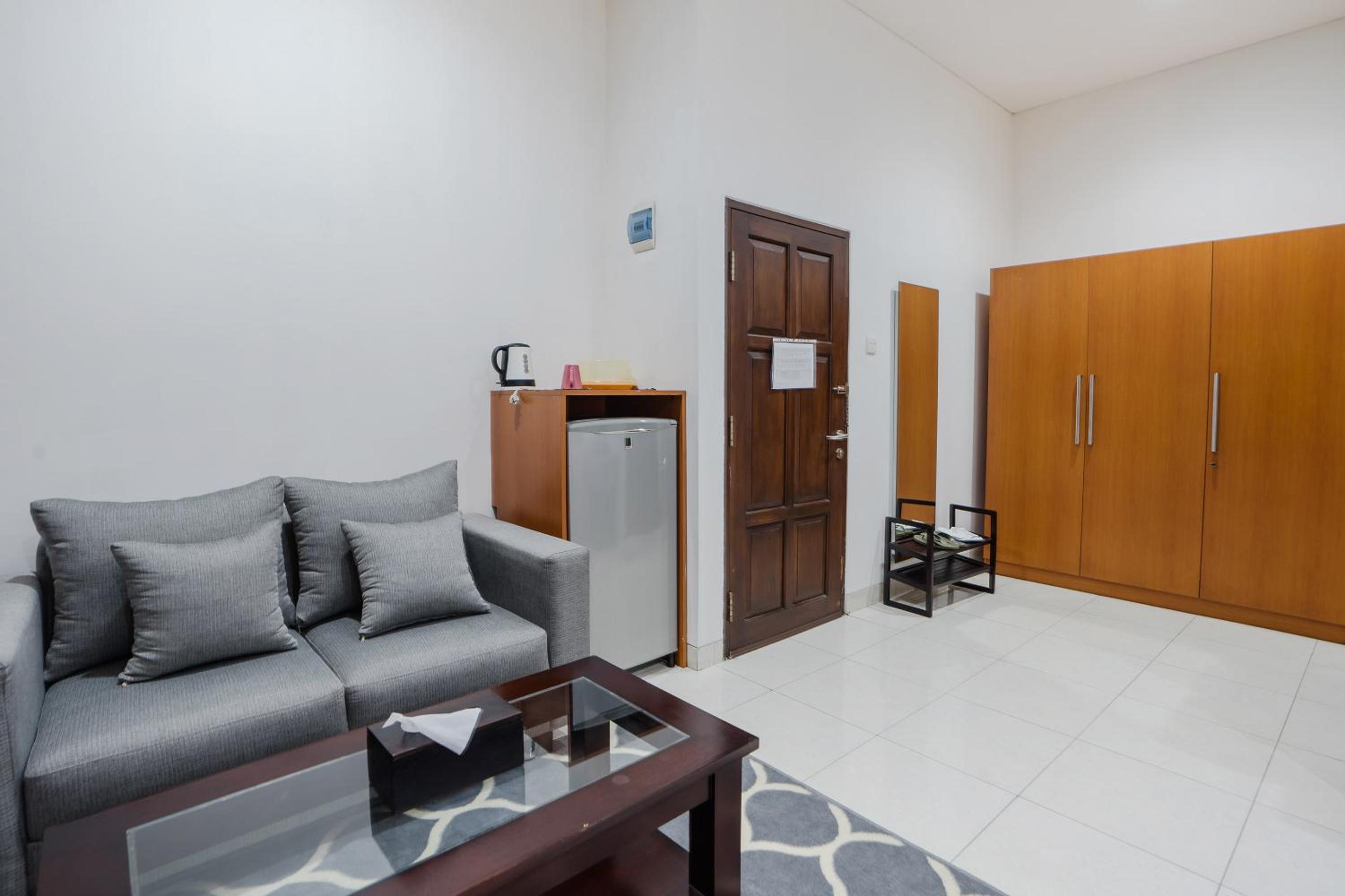 Jambuluwuk Heritage Menteng Suites