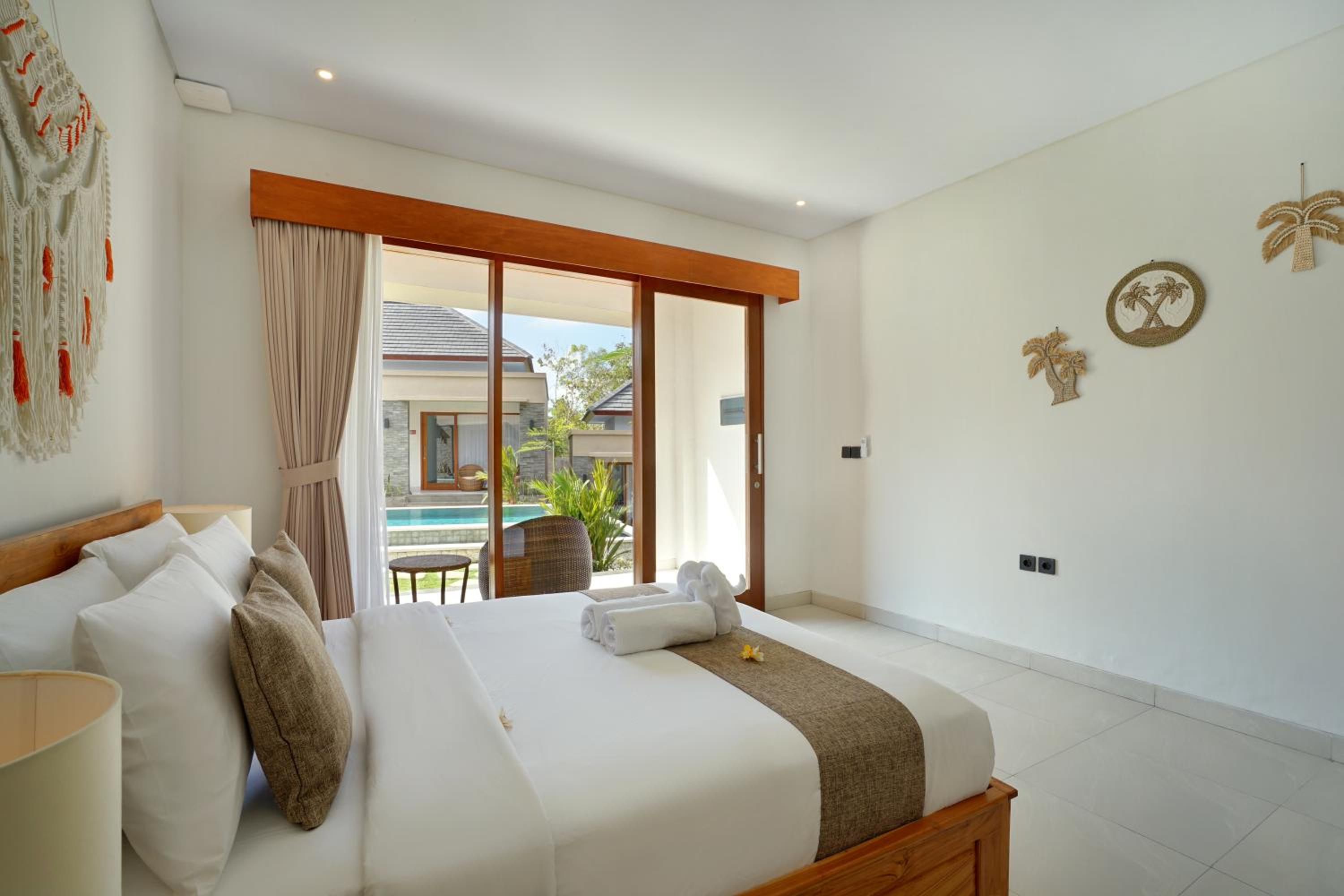 Arshaka Villas