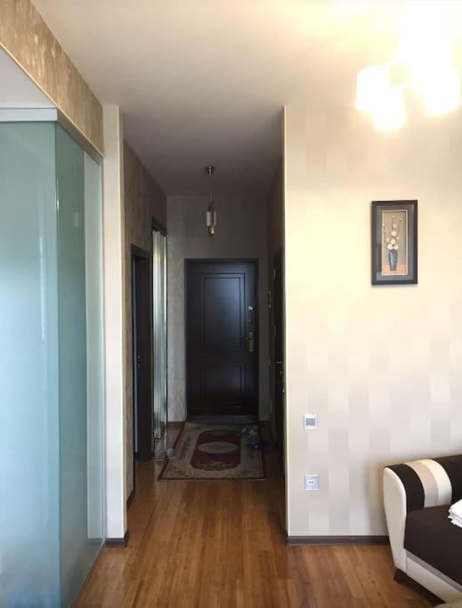 Modern & Spacious Apartment