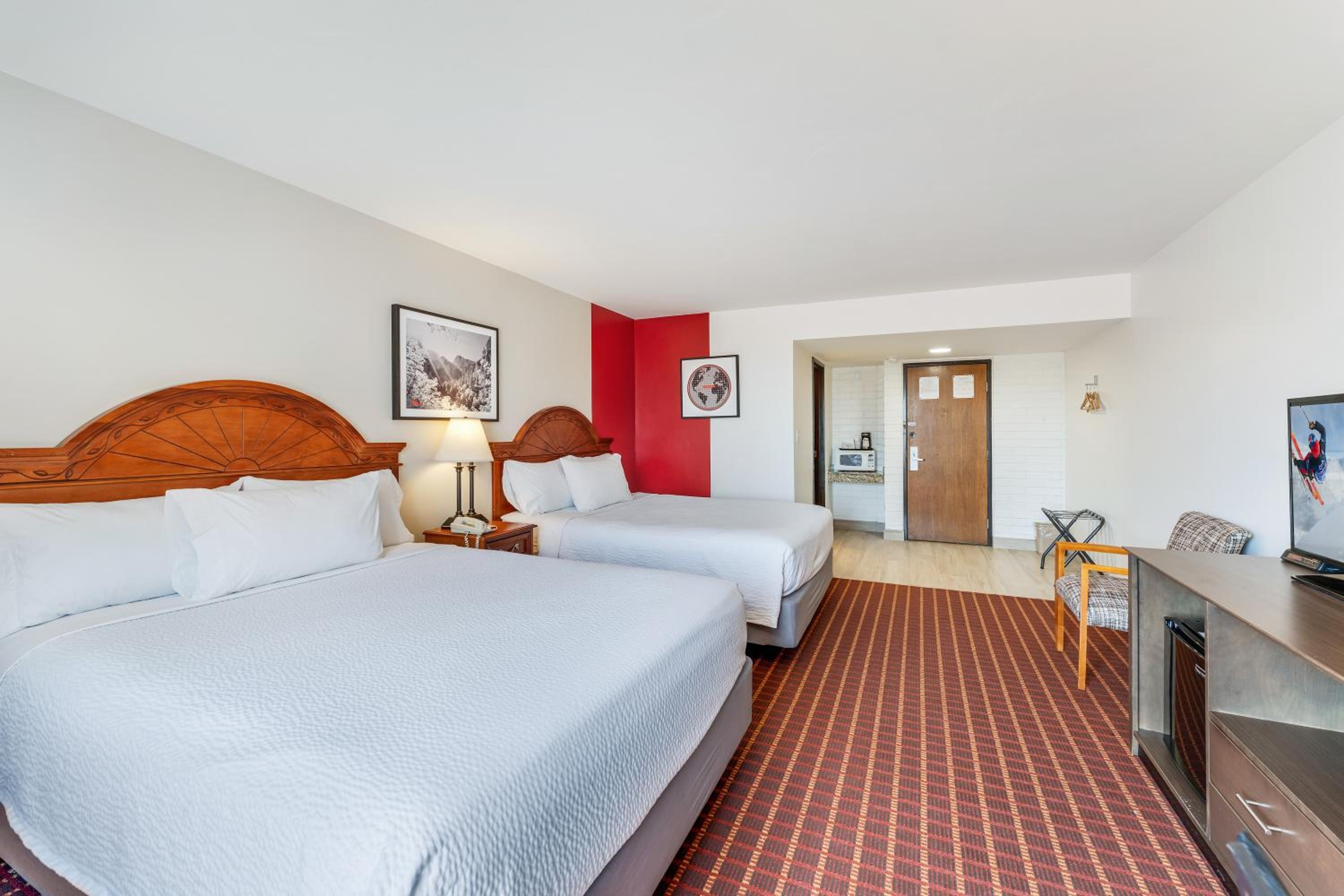 Richfield Vacations - Ramada by Wyndham Richfield UT I-70 - Property Image 2