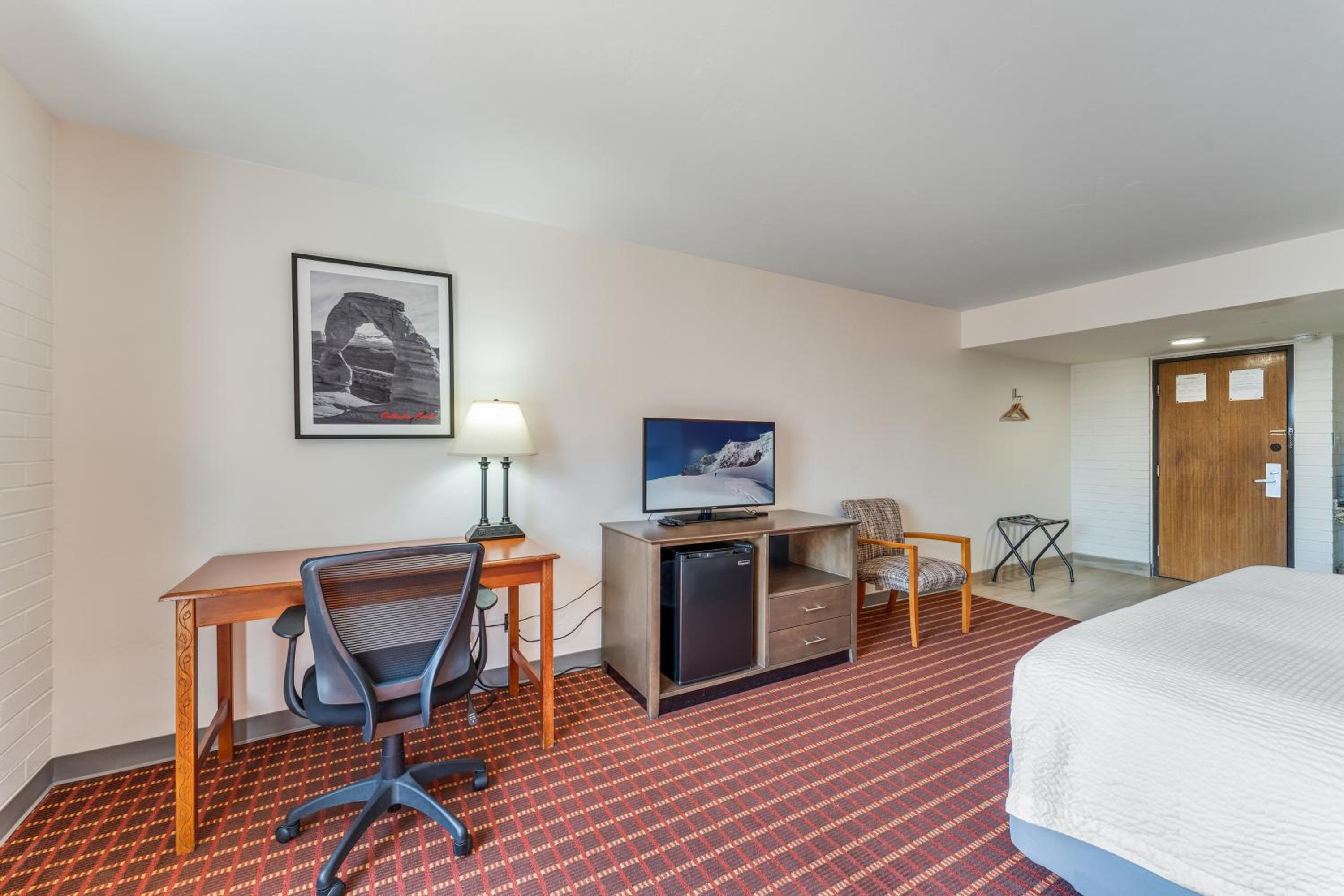 Richfield Vacations - Ramada by Wyndham Richfield UT I-70 - Property Image 4