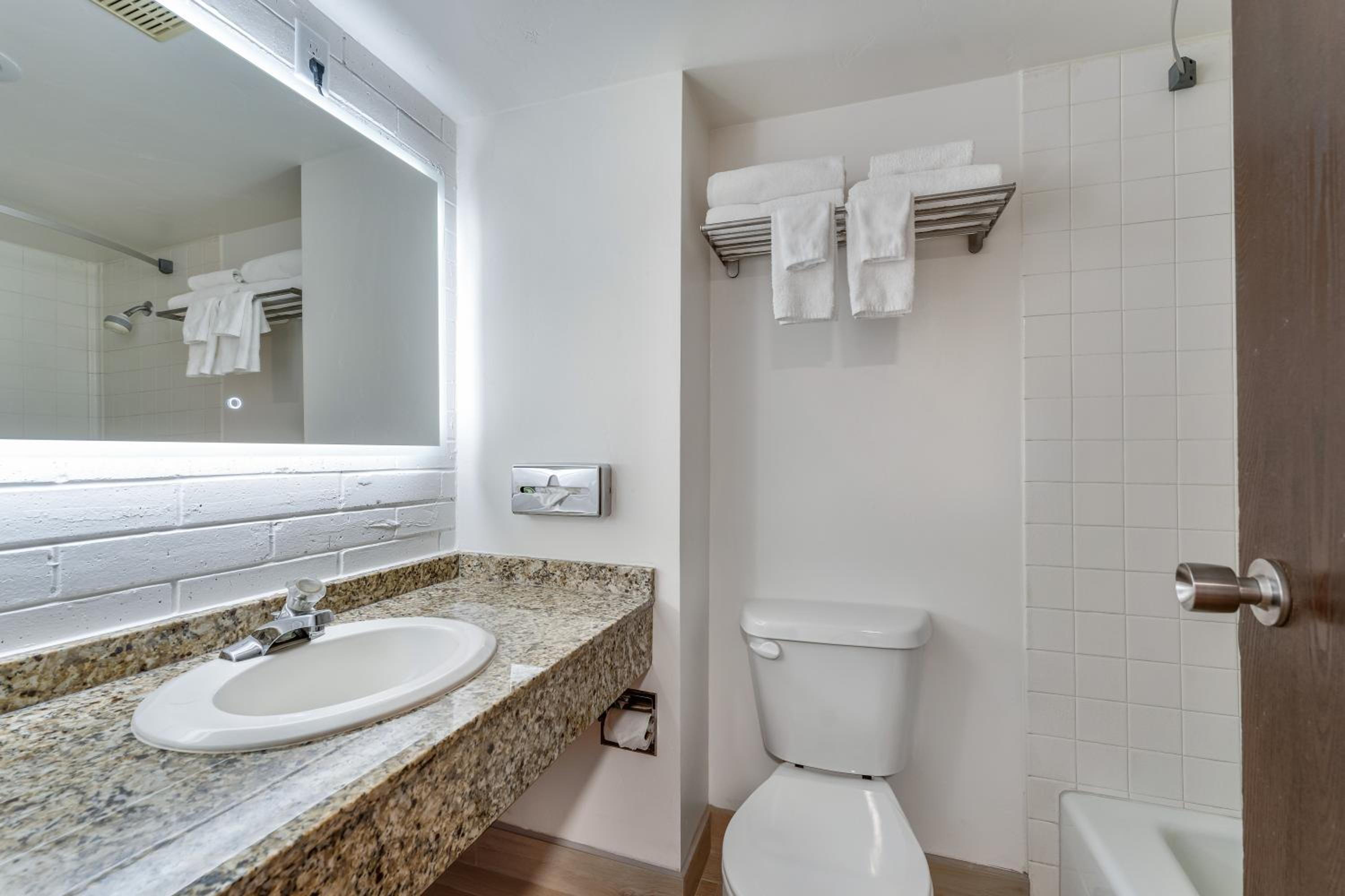 Richfield Vacations - Ramada by Wyndham Richfield UT I-70 - Property Image 5