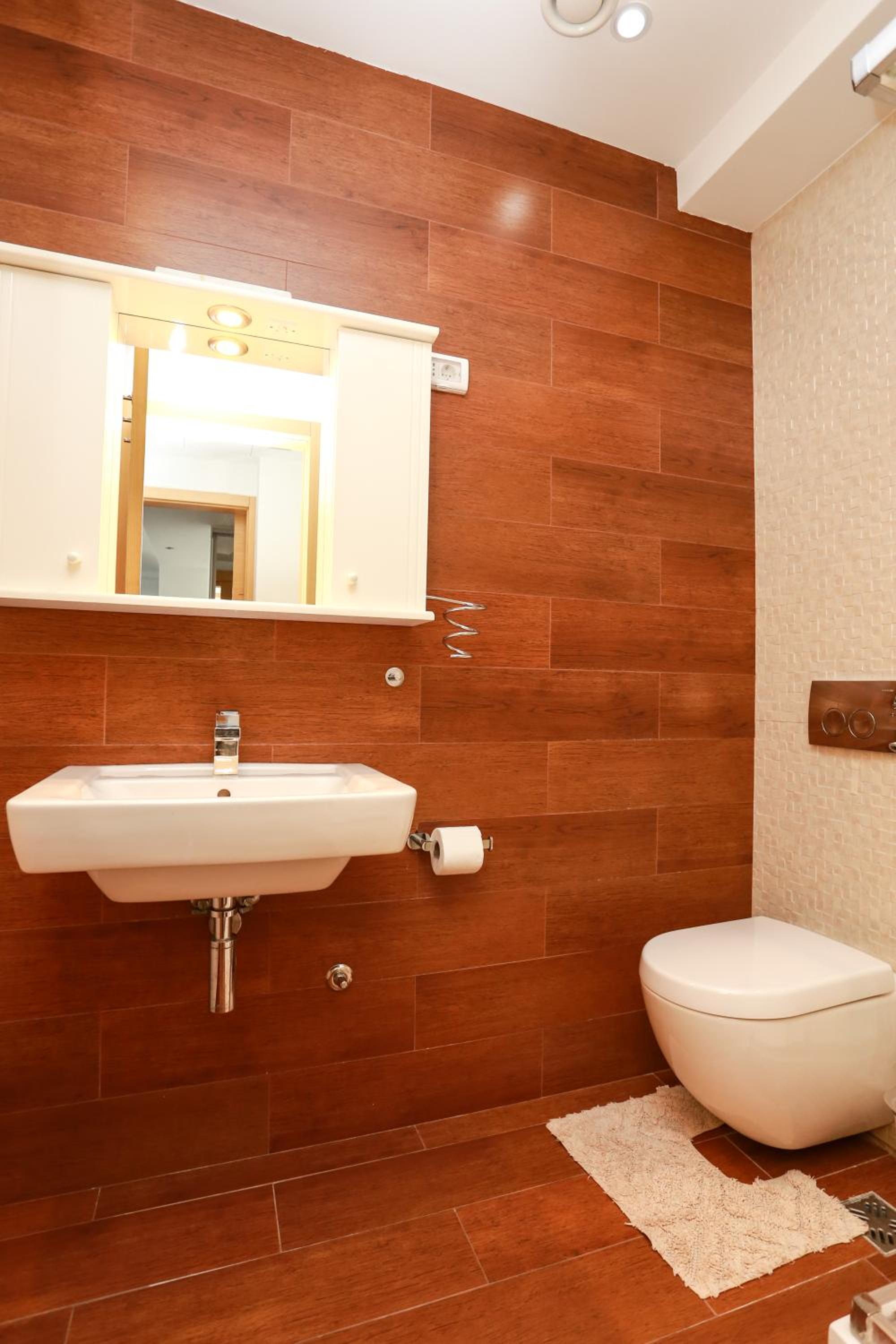 Status-M Apartments Rozino view 5