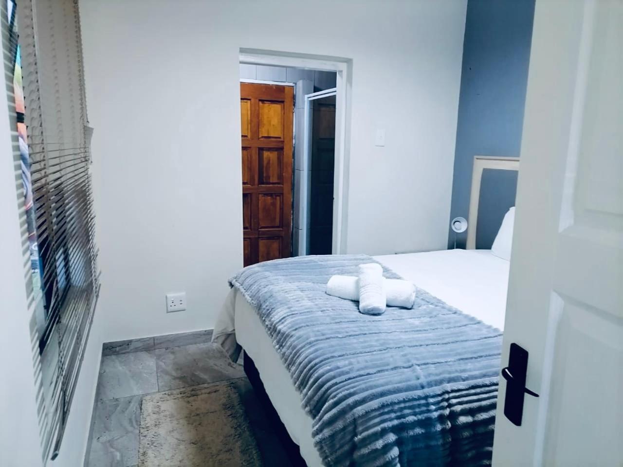 Evans Village - Apartments & Spa