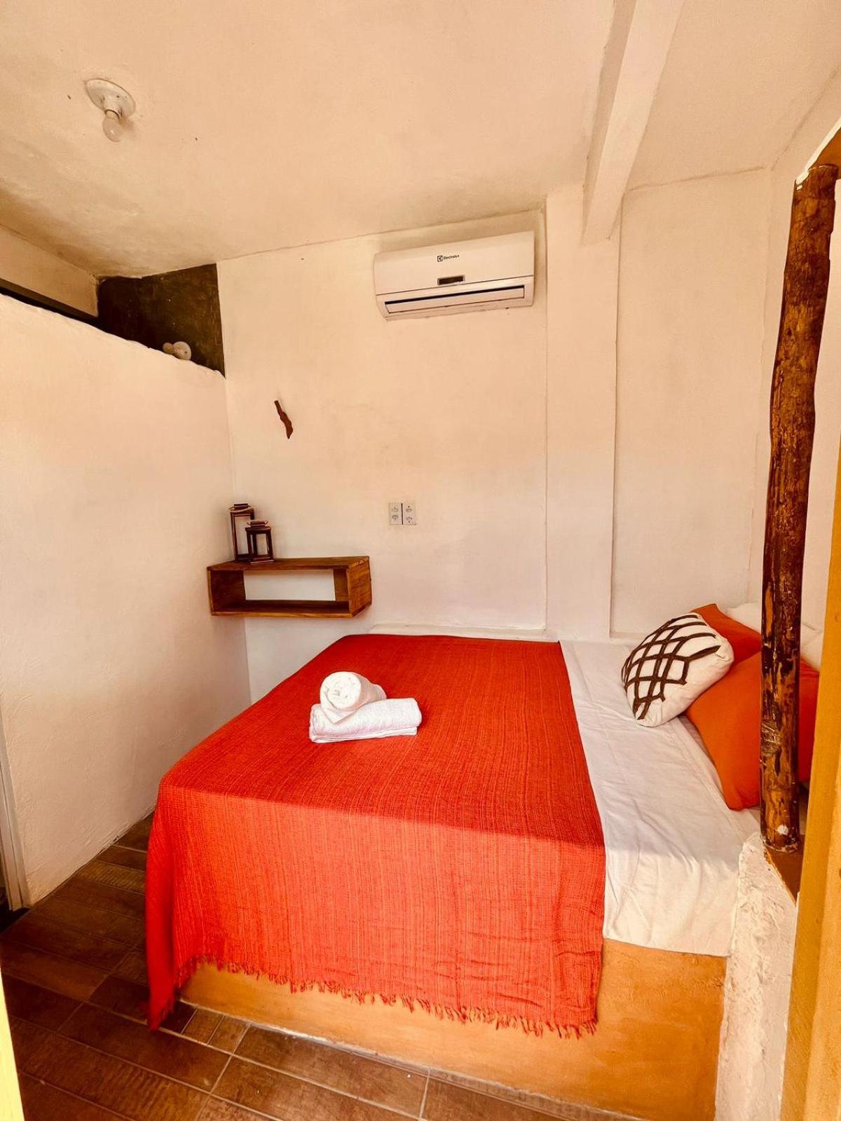 DuMangue Kite House