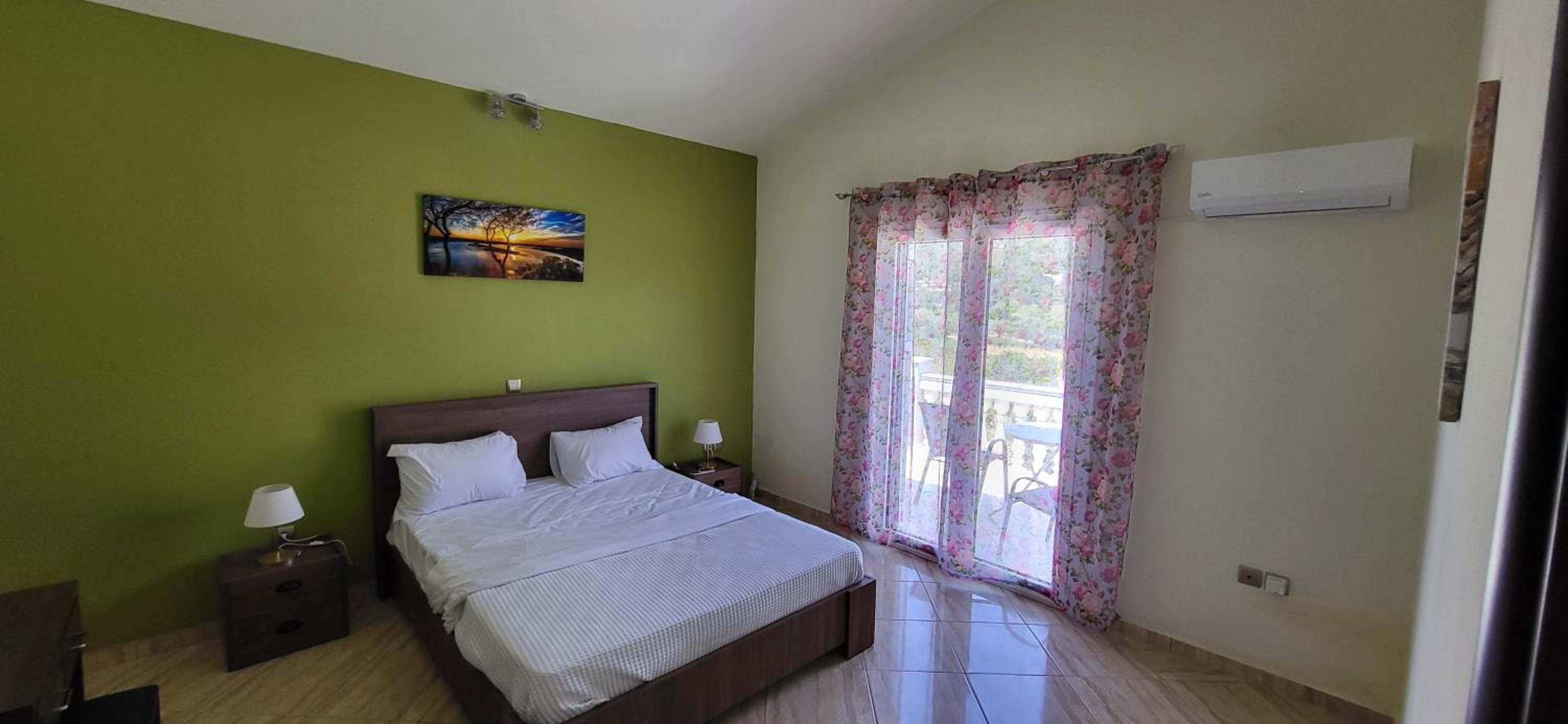 Diamond villa
