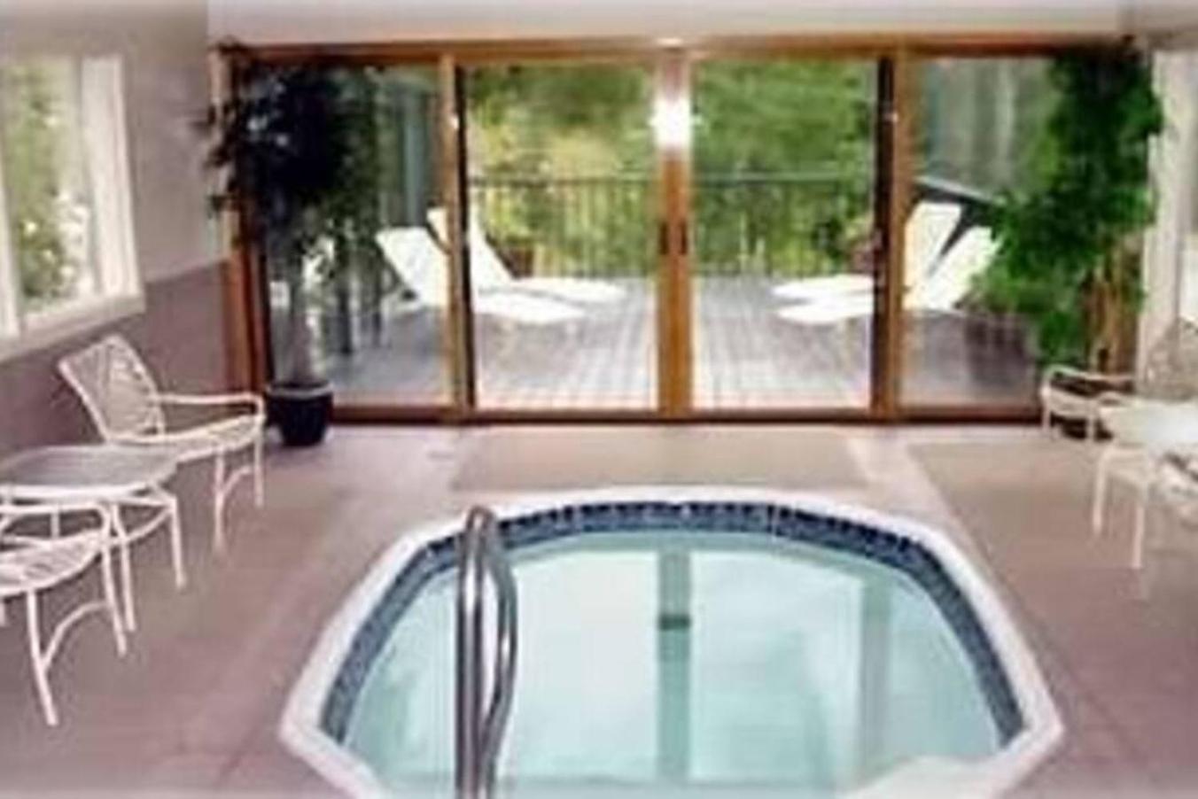 Beautiful Condo In Keystone's Sts Johns Complex view 5