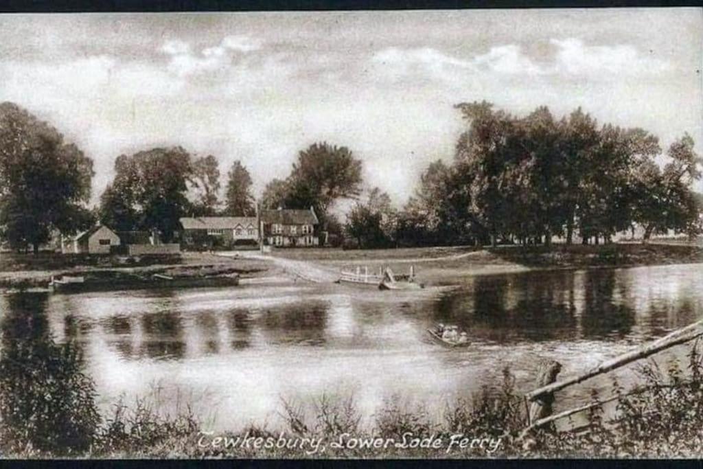 Riverside Cottage