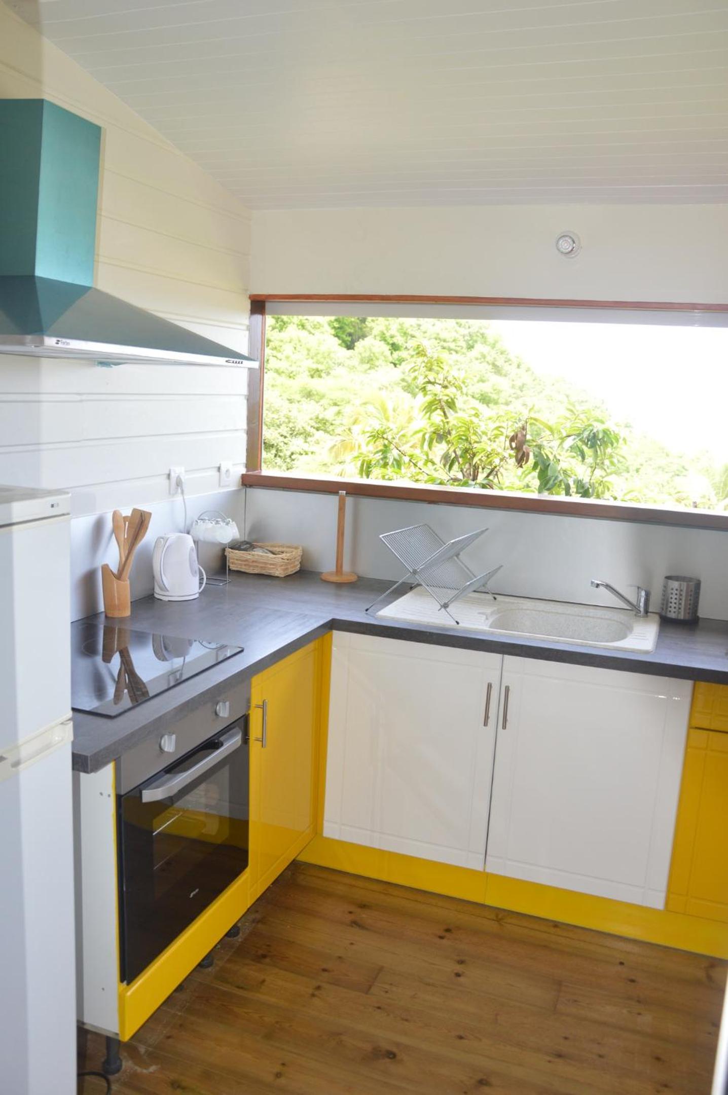 Bungalow enchanteur à Bouillante avec vue sur la mer
