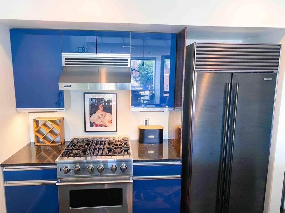 Modern Loft in South Main! view 5