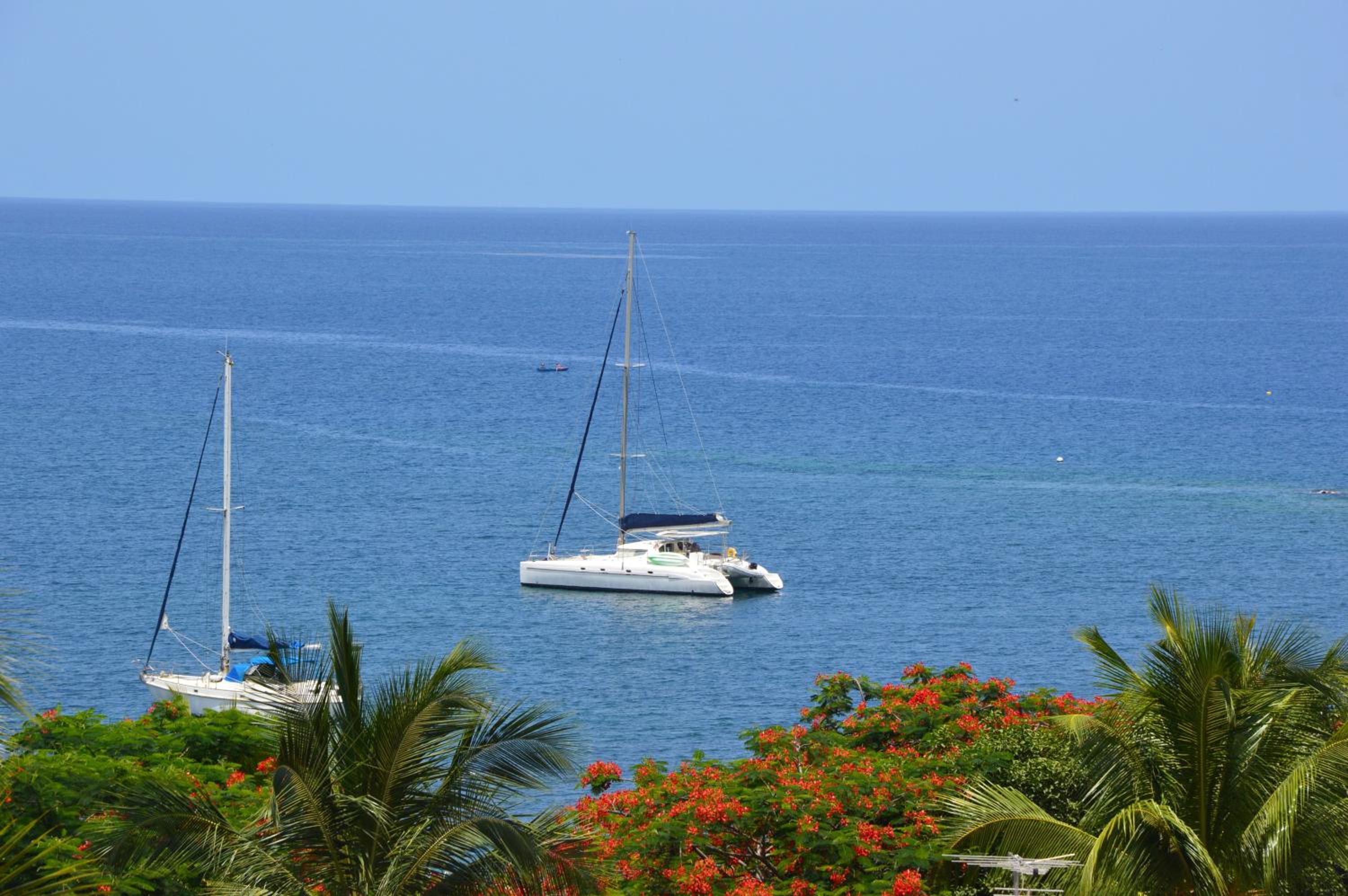 Bungalow enchanteur à Bouillante avec vue sur la mer