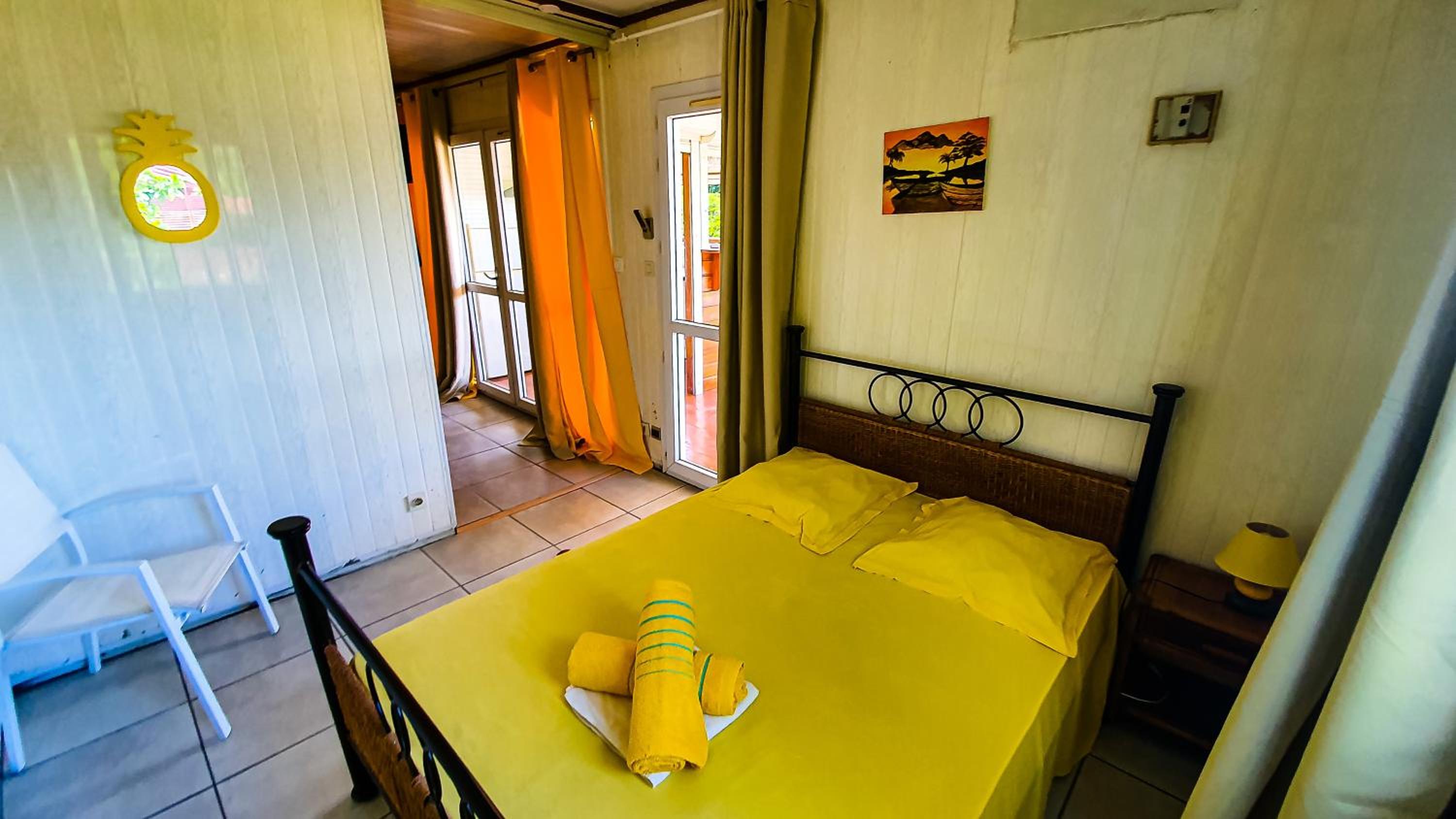 Bungalow enchanteur à Bouillante avec vue sur la mer