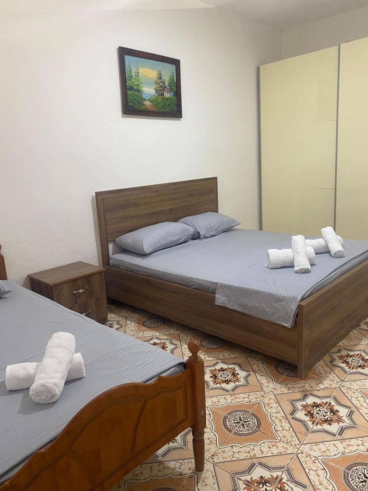Noemi House