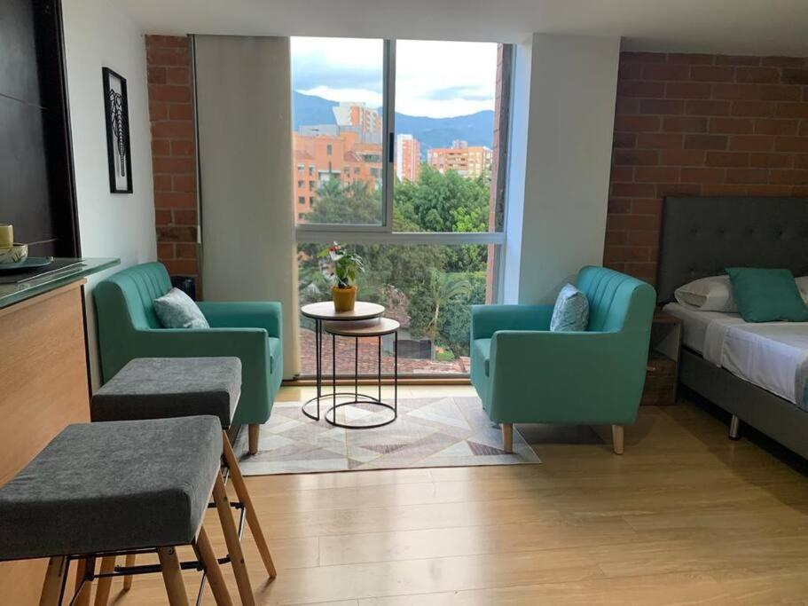 Moderno, LOFT iluminado en El Poblado