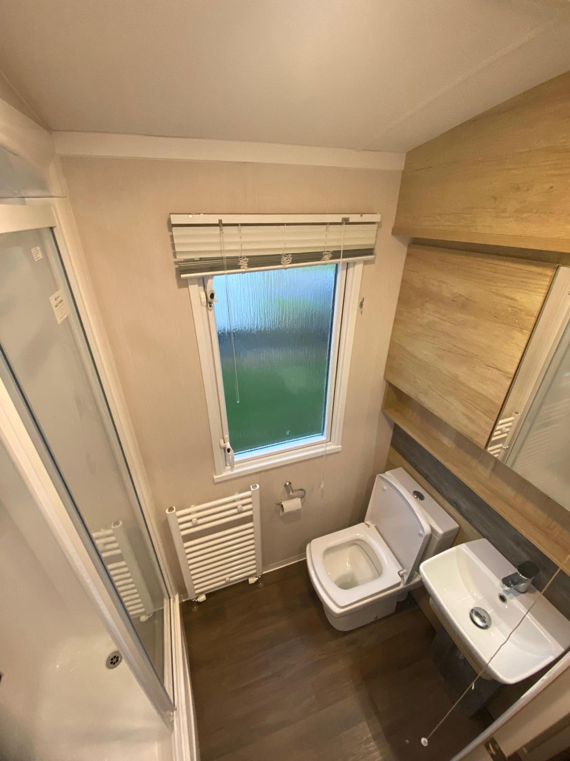 Thameside Suite 38