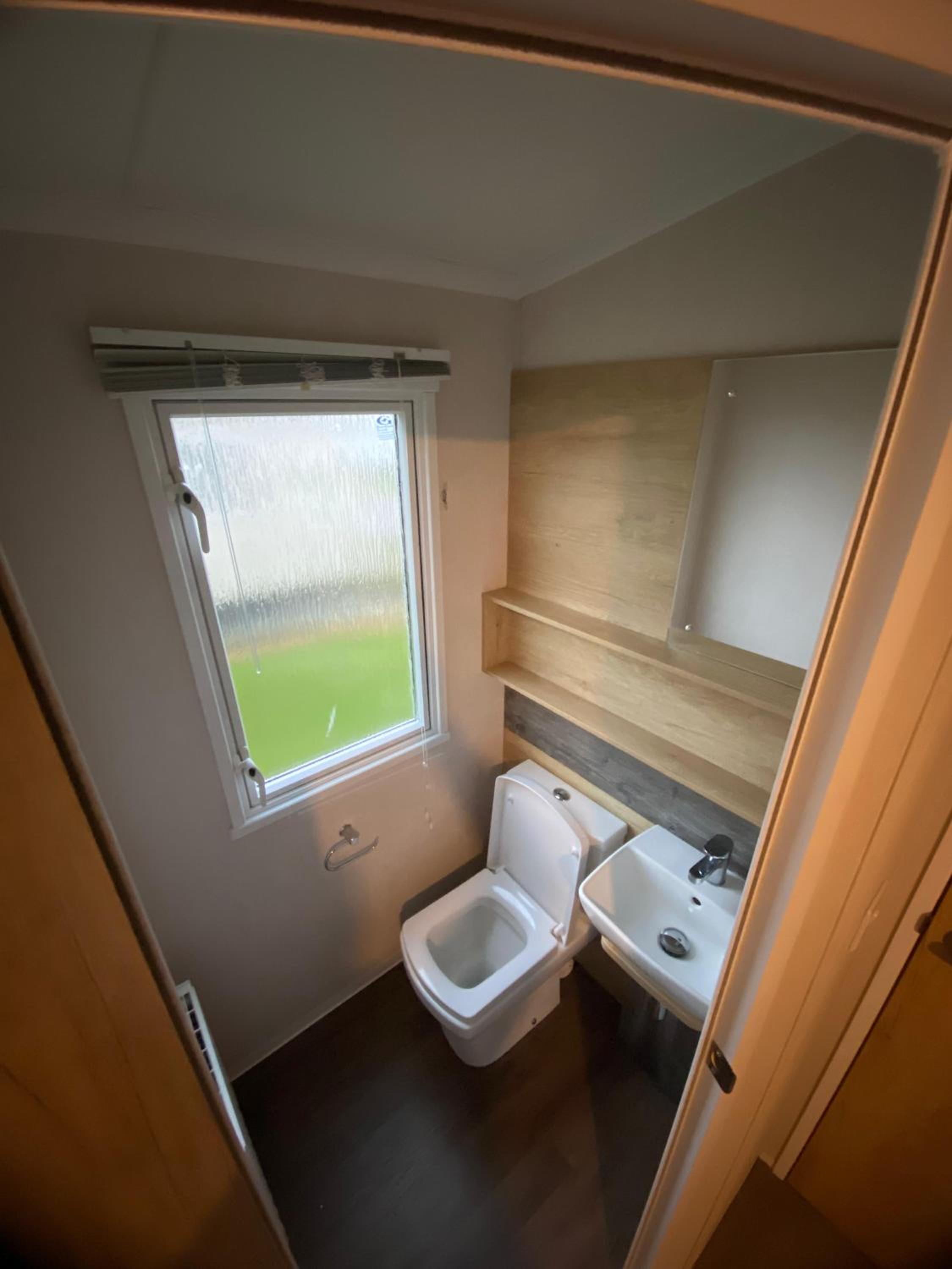 Thameside Suite 68
