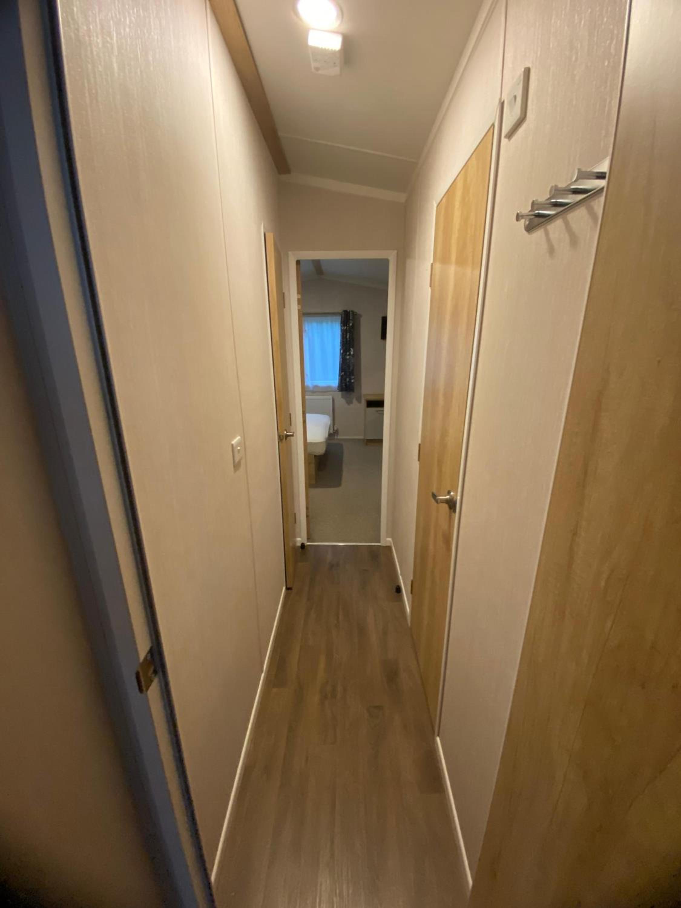 Thameside Suite 14