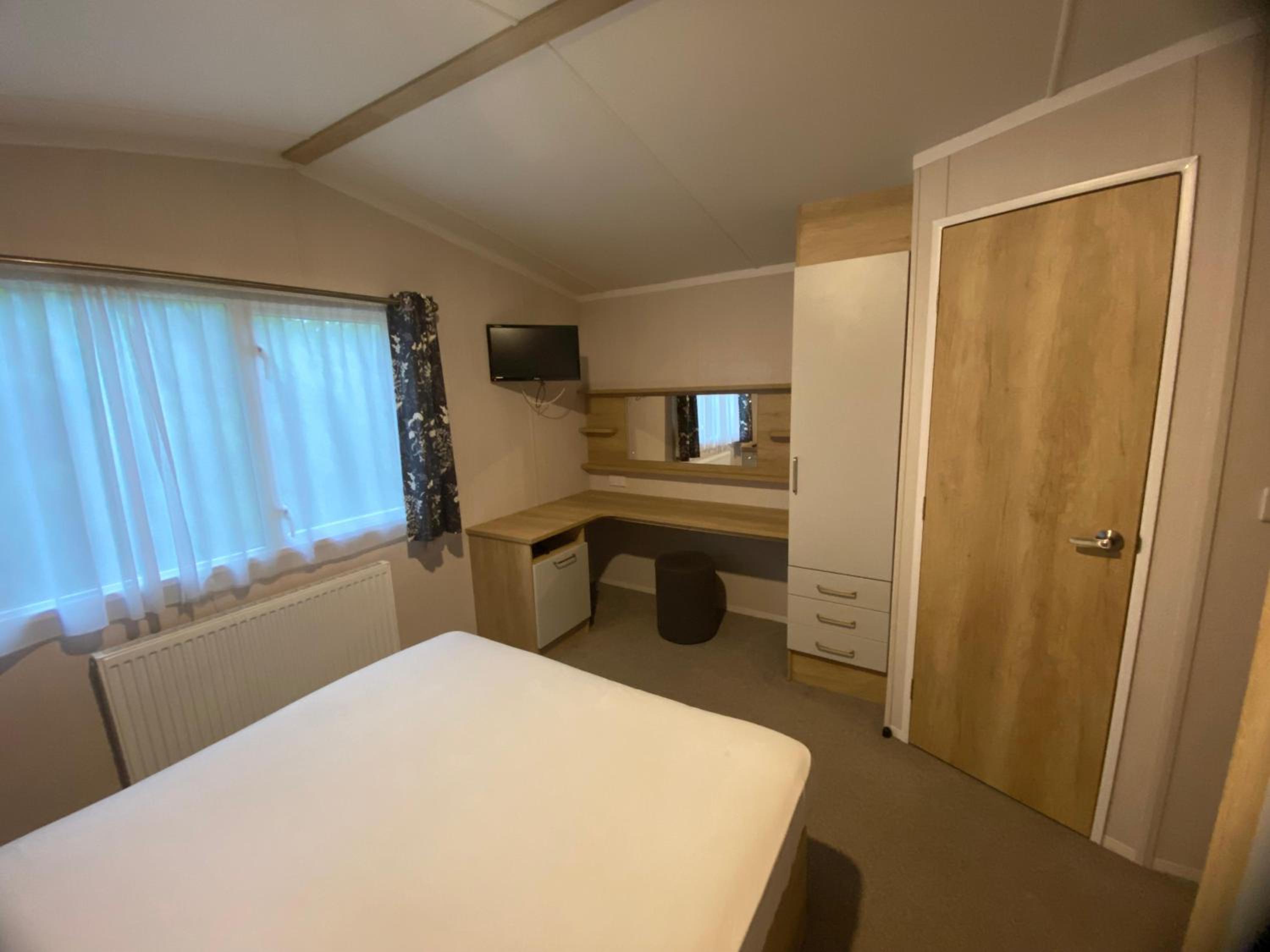 Thameside Suite 21