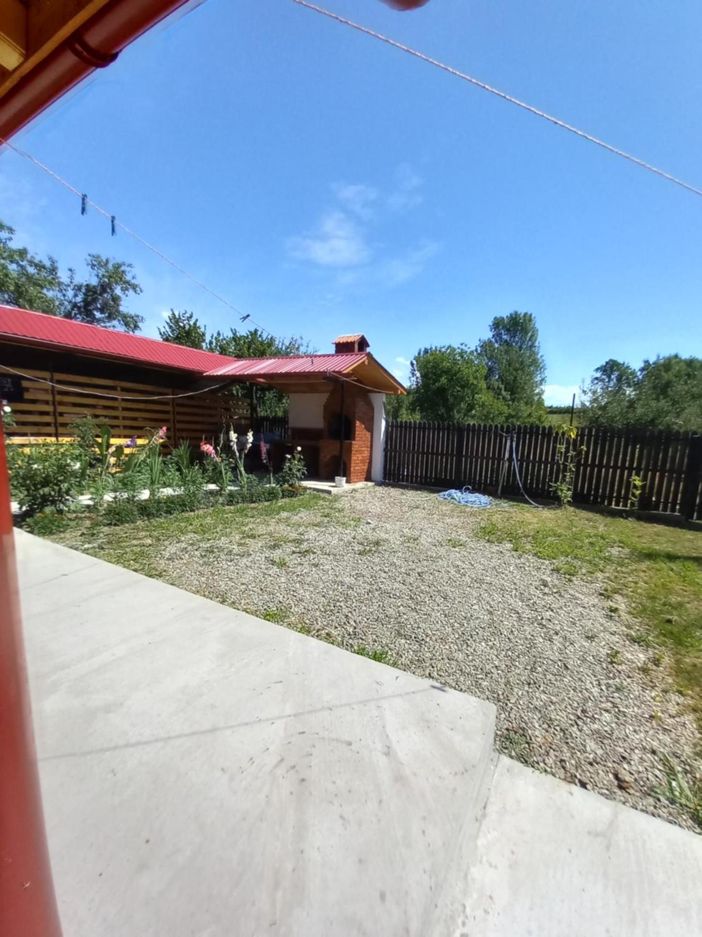 Photo 21