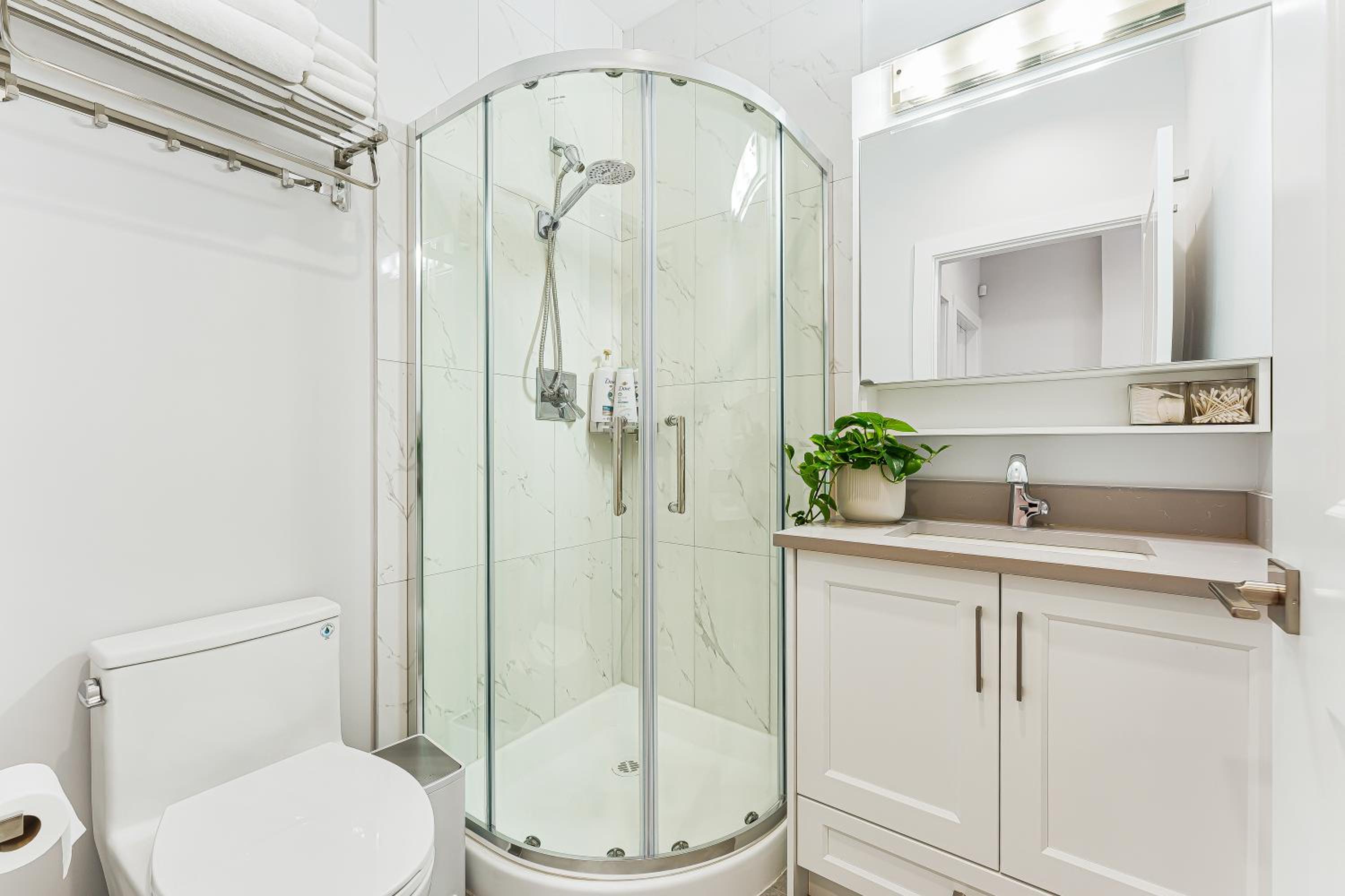 Charming 3BR Home in a Lovely Vancouver Neighborhood