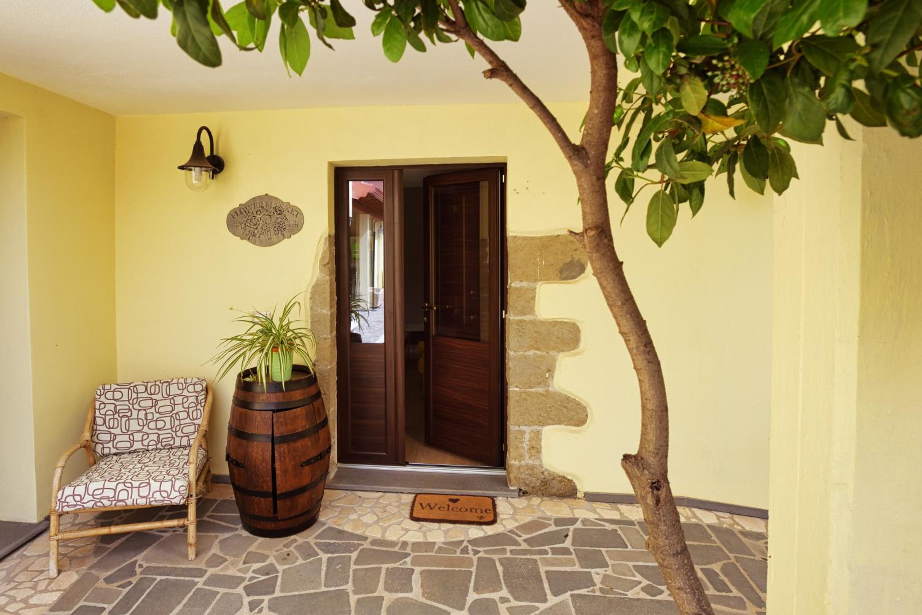 Casa di Nonna Rosa e Nonno Ciccito view 3