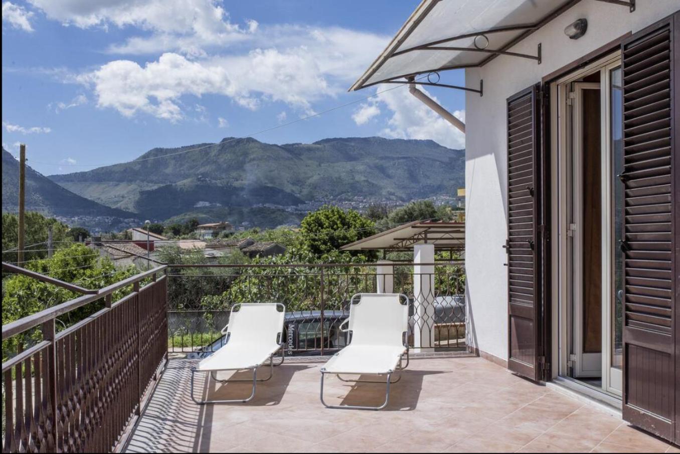 Casa Maria Grazia Villa indipendente con vista mozzafiato a Monreale